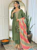 Women’s Green Rayon Embroidered Straight Kurta Set with Pant & Tabby Lace Dupatta