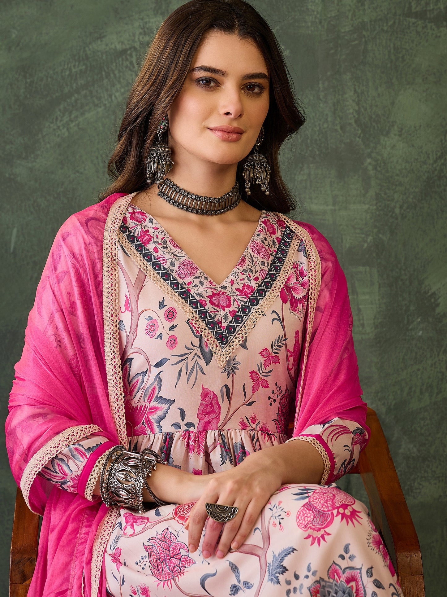 Cream Floral Printed Kurta Set with Pink Dupatta