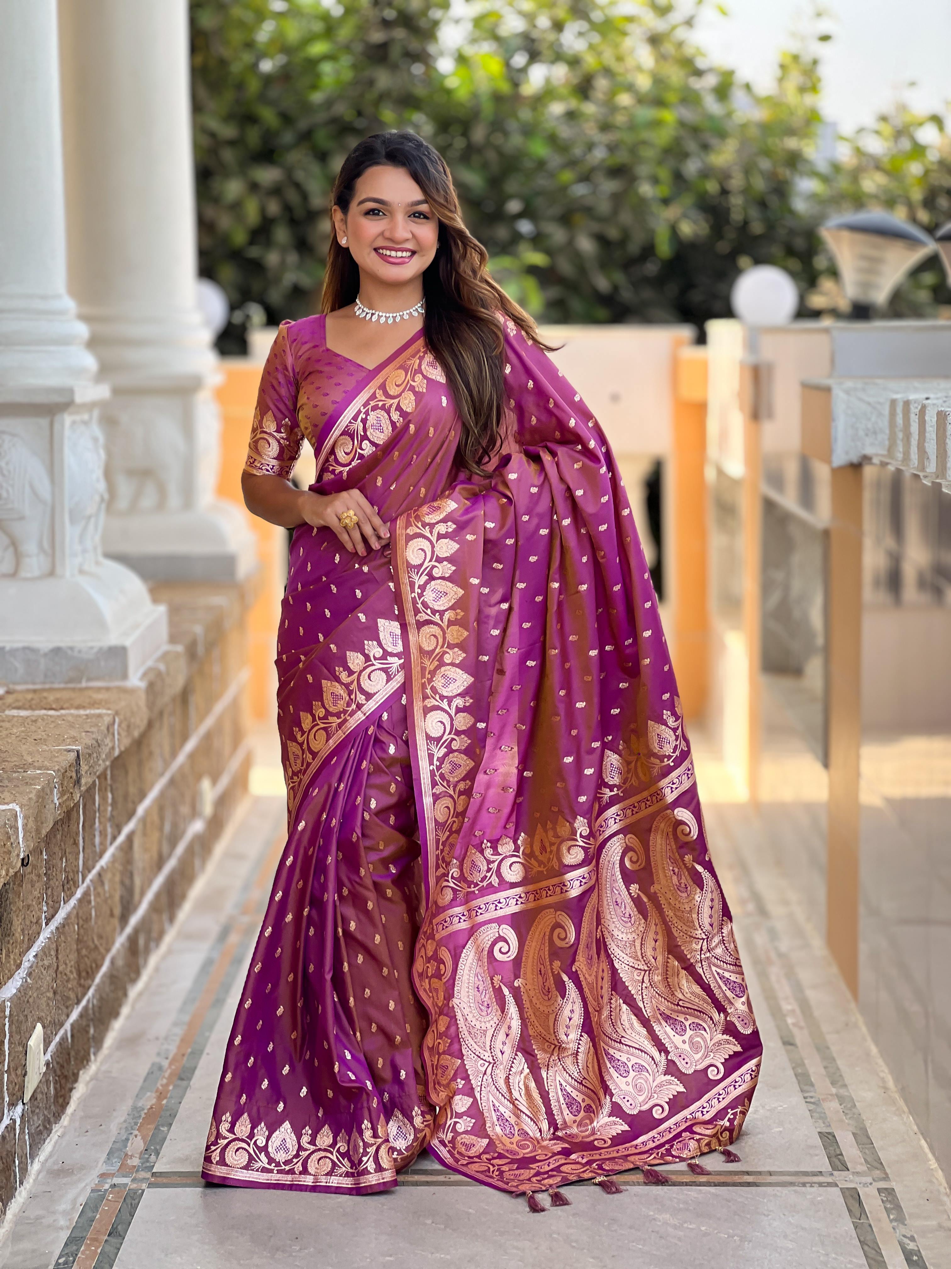 Onion Varni Fabrics Women Anjir Geometric Banarasi Silk Tassels and Latkans Saree comes With Matching Blouse