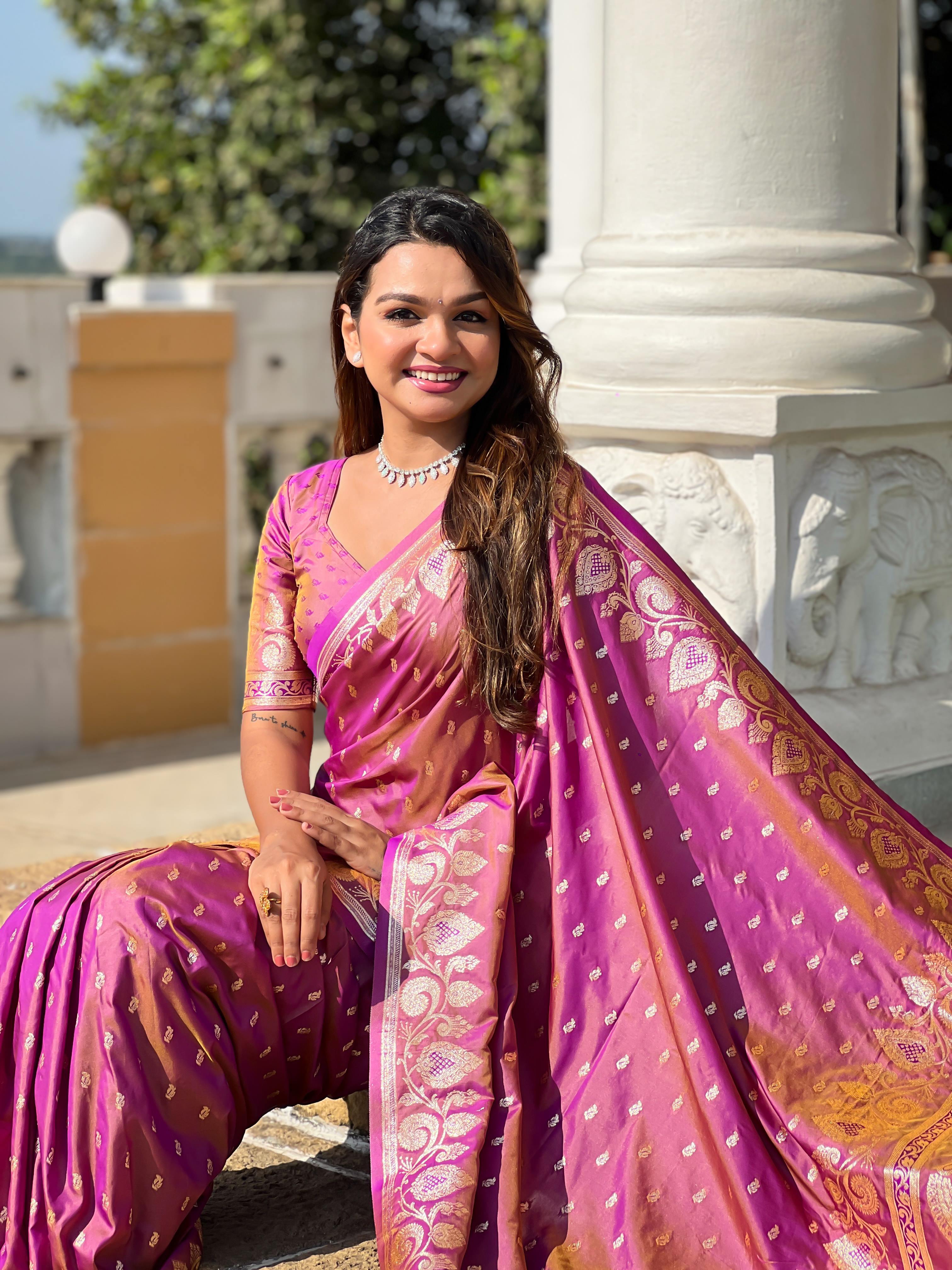 Onion Varni Fabrics Women Anjir Geometric Banarasi Silk Tassels and Latkans Saree comes With Matching Blouse