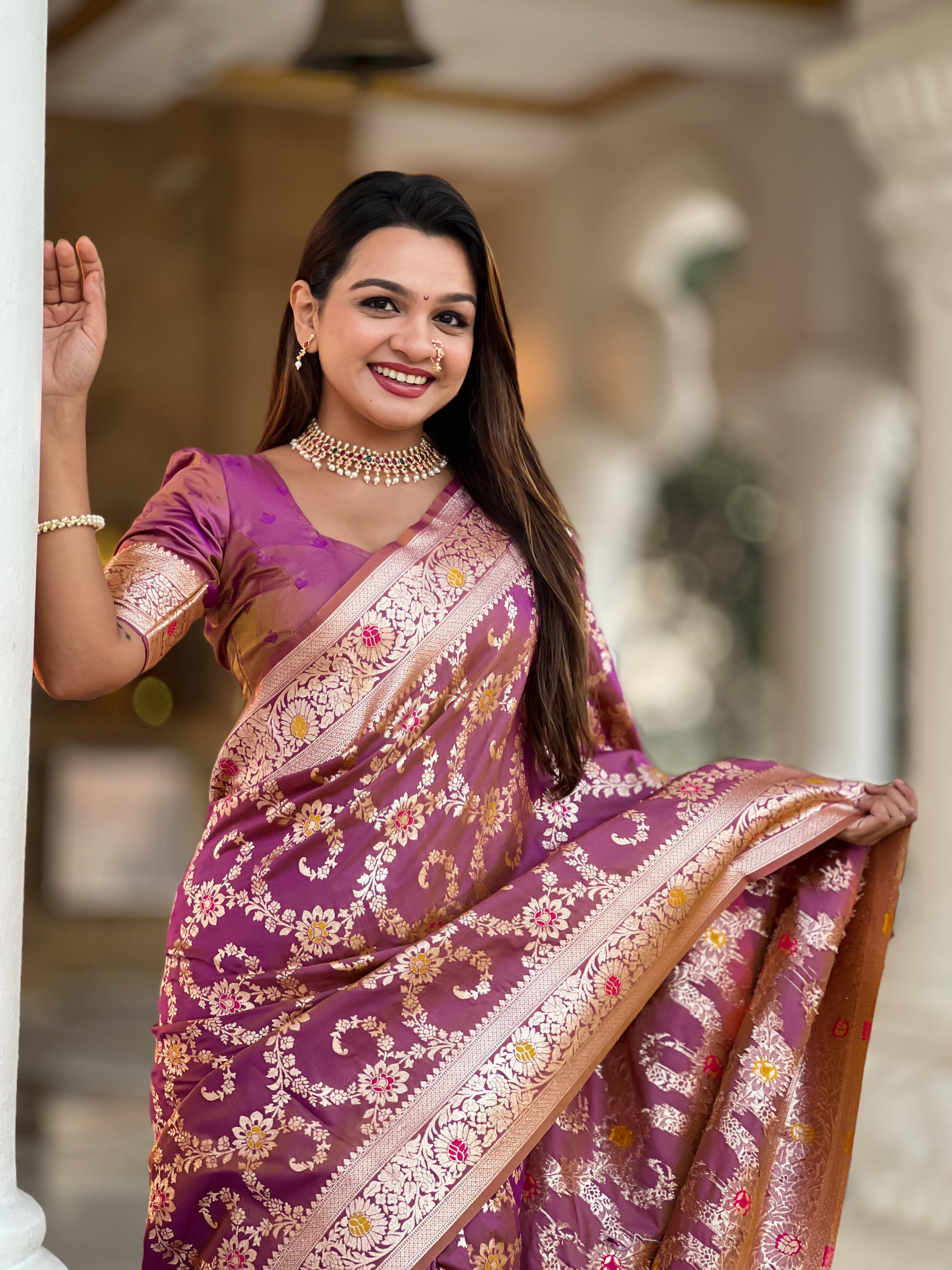 Onion Varni Fabrics Women Geometric Banarasi Silk Tassels and Latkans Saree comes With Matching Blouse