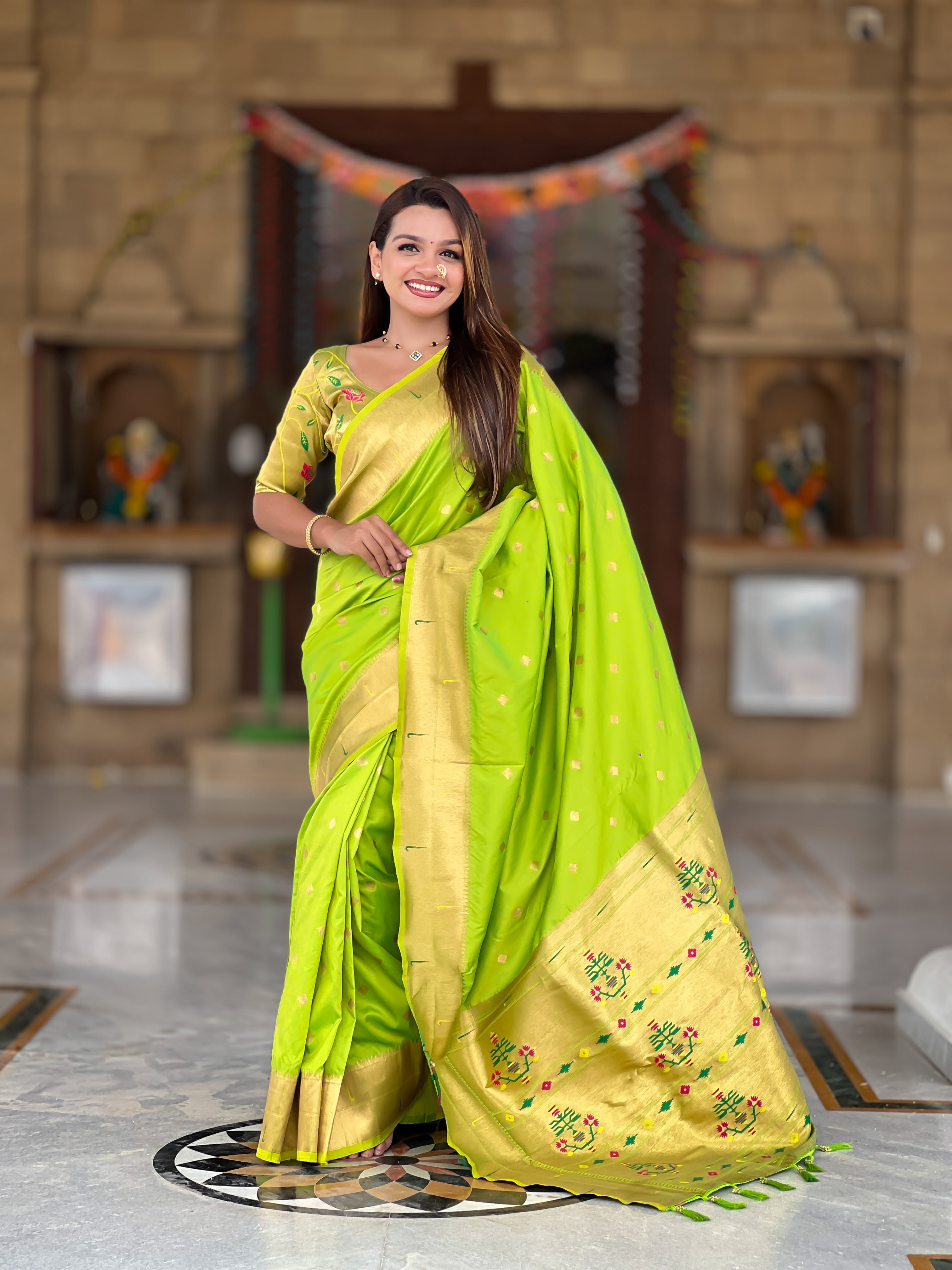Elegant Paithani Silk Saree Featuring Zari Weaving, Meenakari Pallu & Double Munia Border