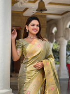 Pista Varni Fabrics Women Paisley Banarasi Silk Embellished Saree comes With Matching Blouse