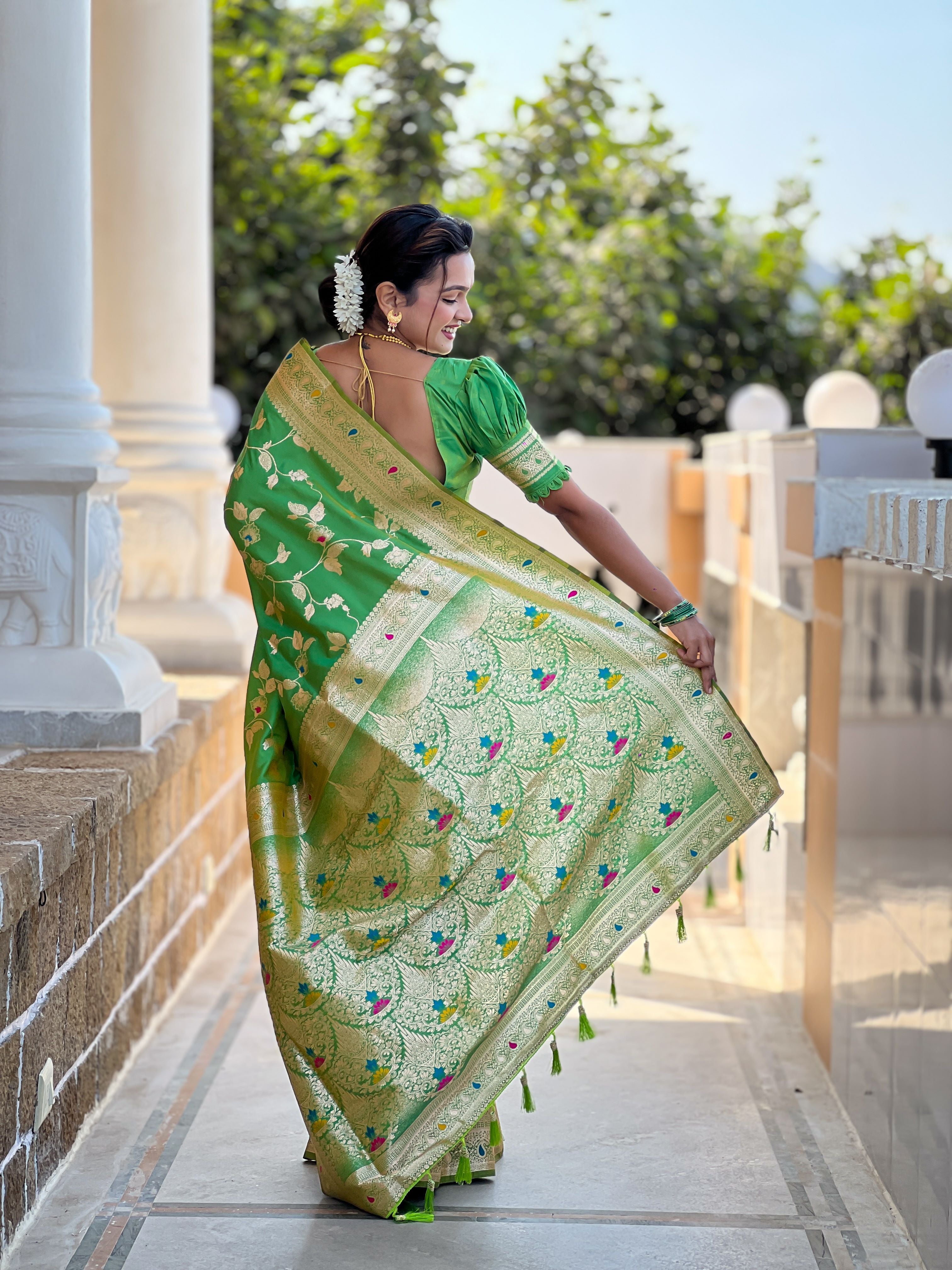 Parrot green Varni Fabrics Women's Traditional Banarasi Silk Saree with Woven Design & Blouse