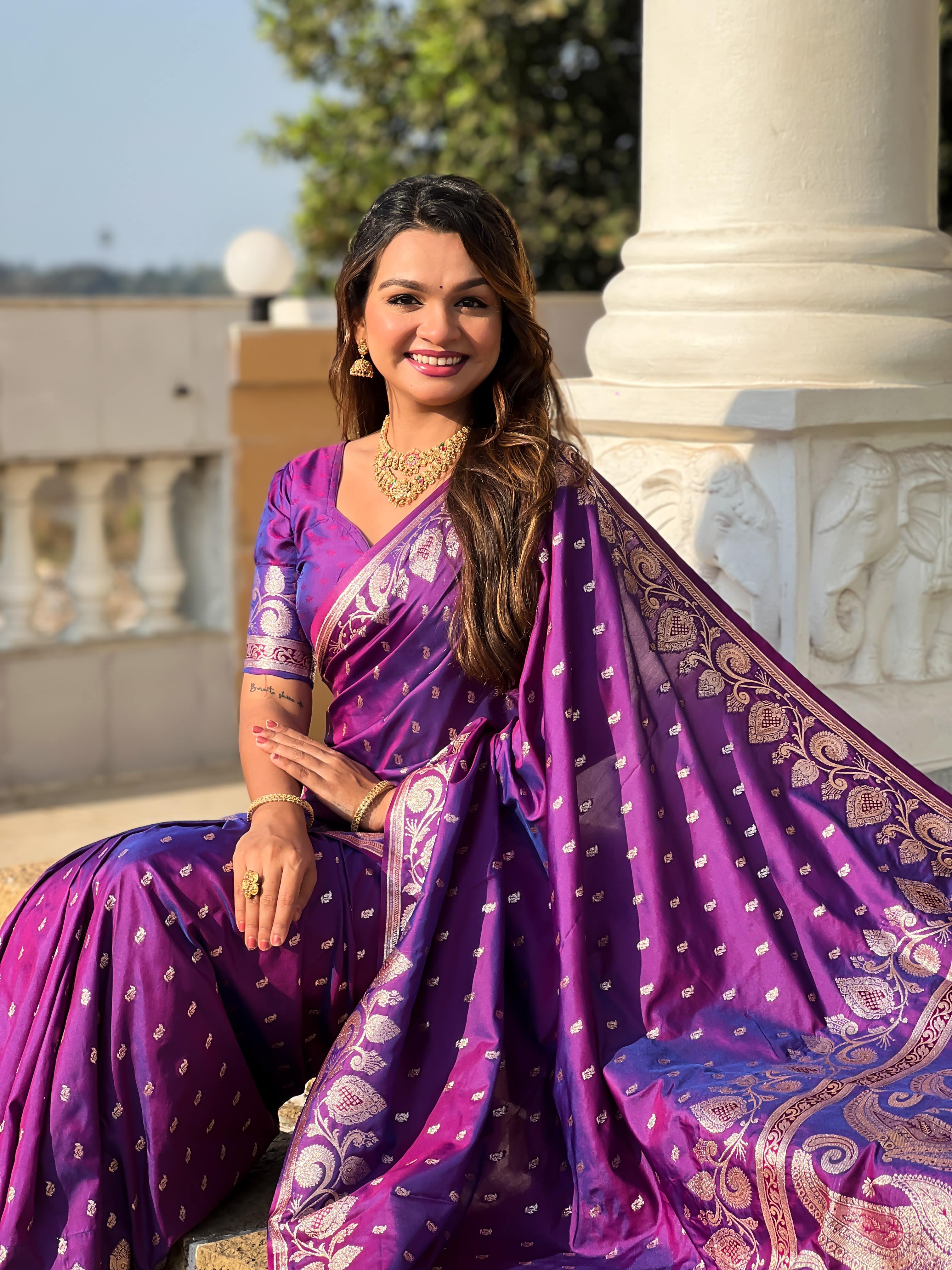 Purple Varni Fabrics Women Anjir Geometric Banarasi Silk Tassels and Latkans Saree comes With Matching Blouse
