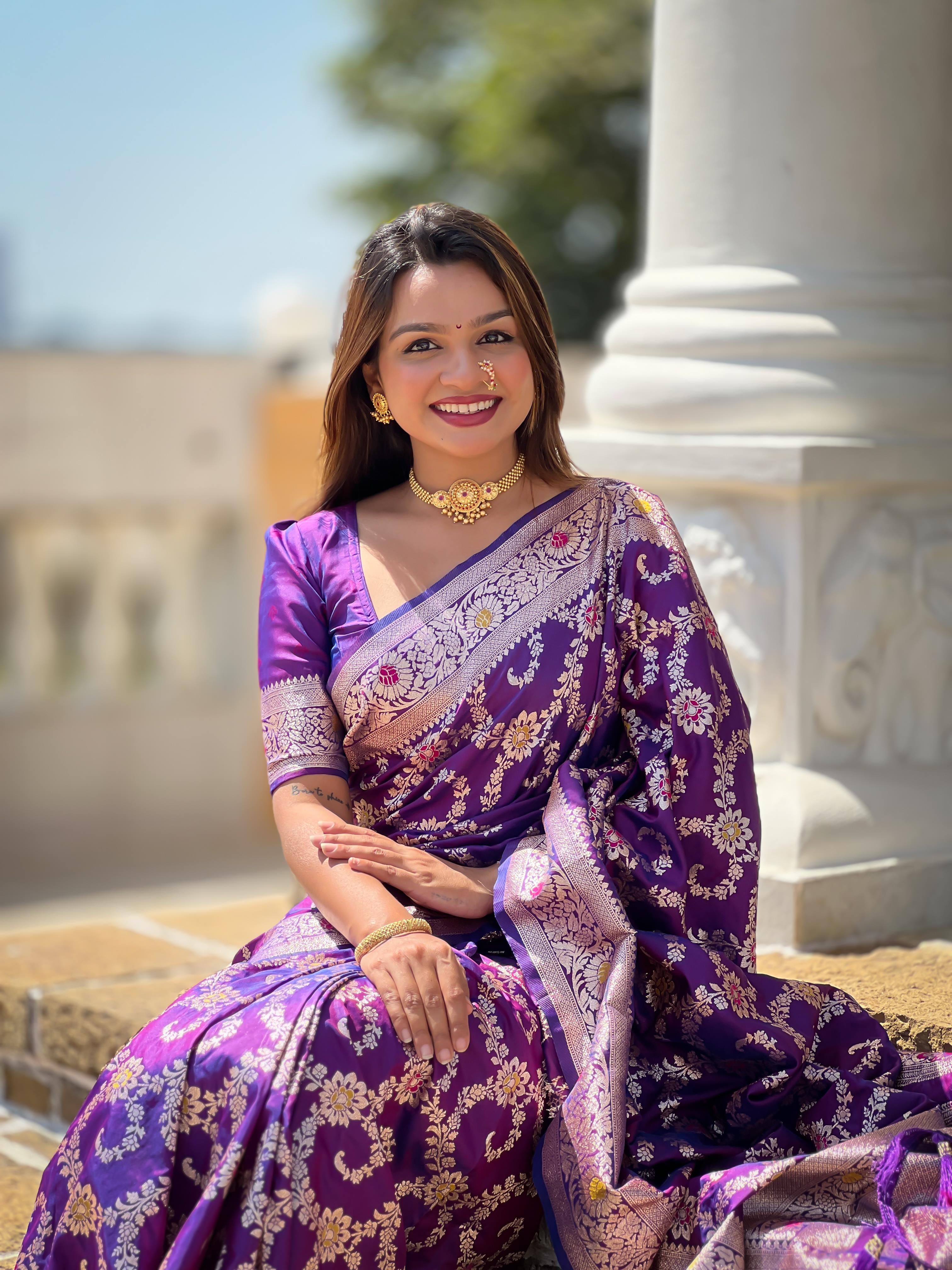 Purple Varni Fabrics Women Geometric Banarasi Silk Tassels and Latkans Saree comes With Matching Blouse
