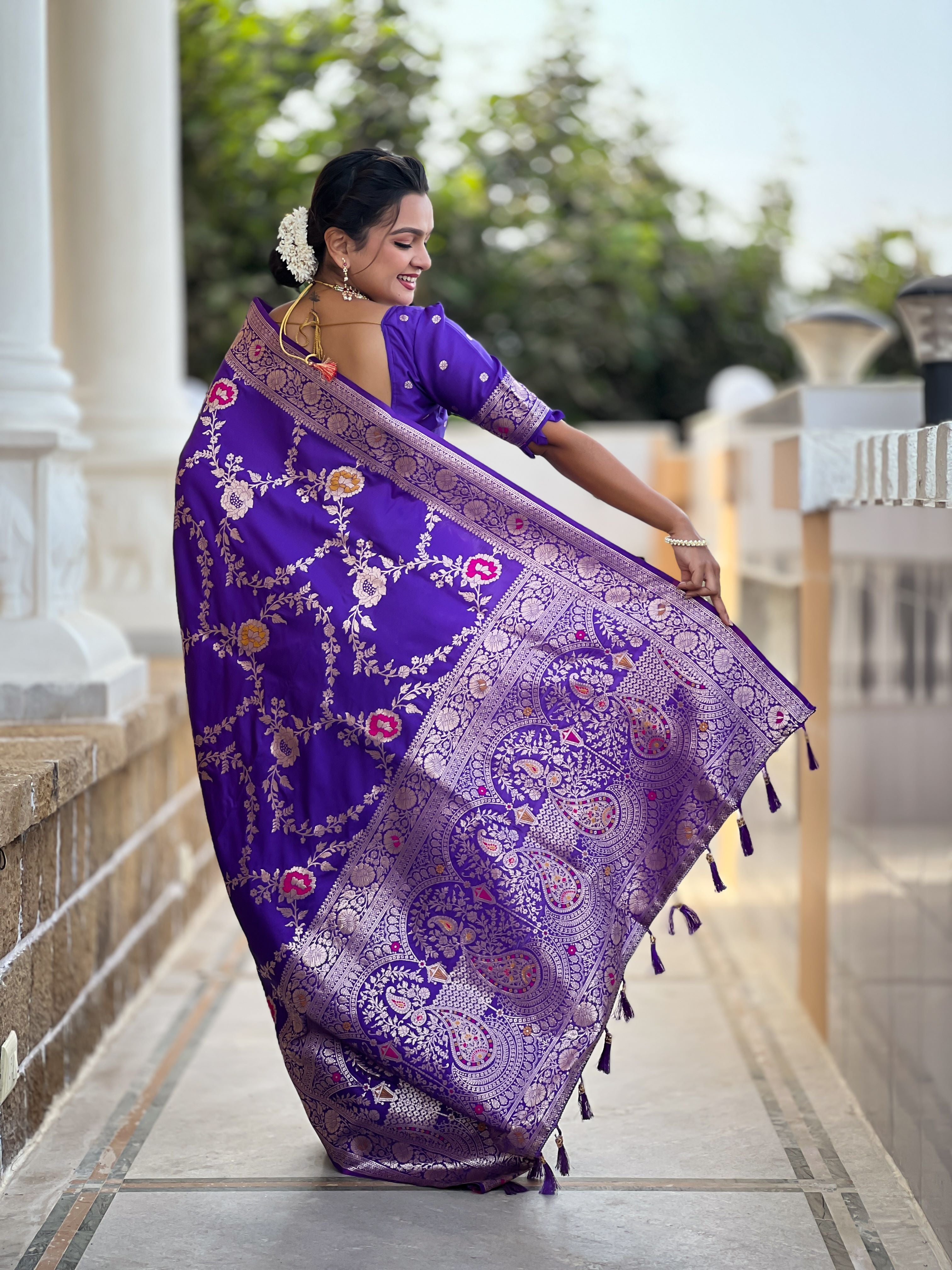 Purple Varni Fabrics Women Floral Banarasi Silk Woven Saree comes With Matching Blouse