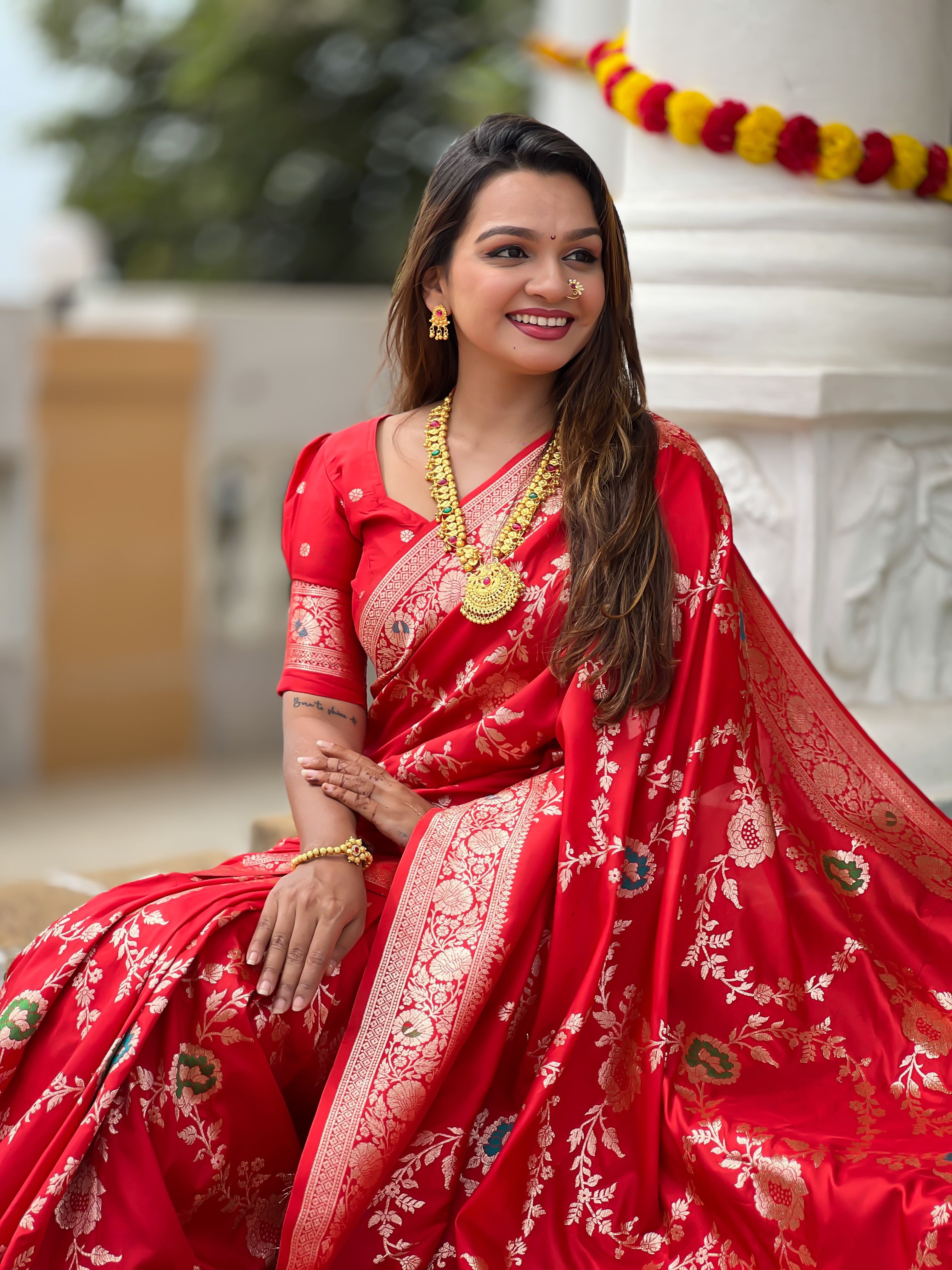 Red Varni Fabrics Women Floral Banarasi Silk Woven Saree comes With Matching Blouse