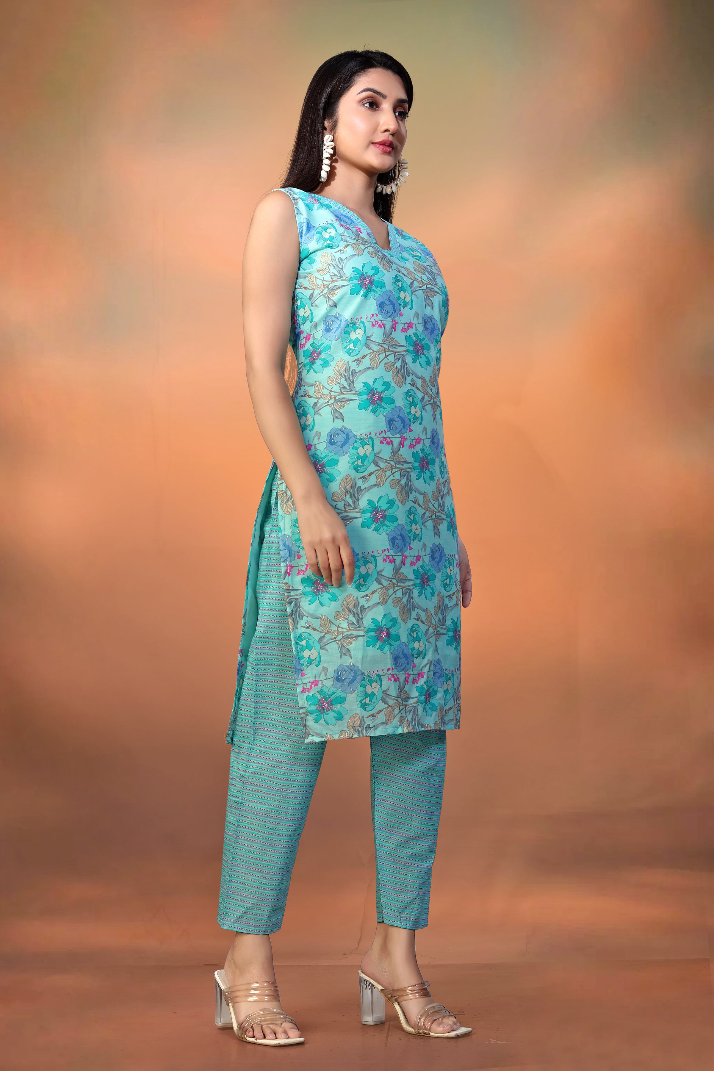Women’s Sky Blue Printed Cotton Kurti – Sleeveless V-Neck Straight Kurta Set for Summer Casual Wear