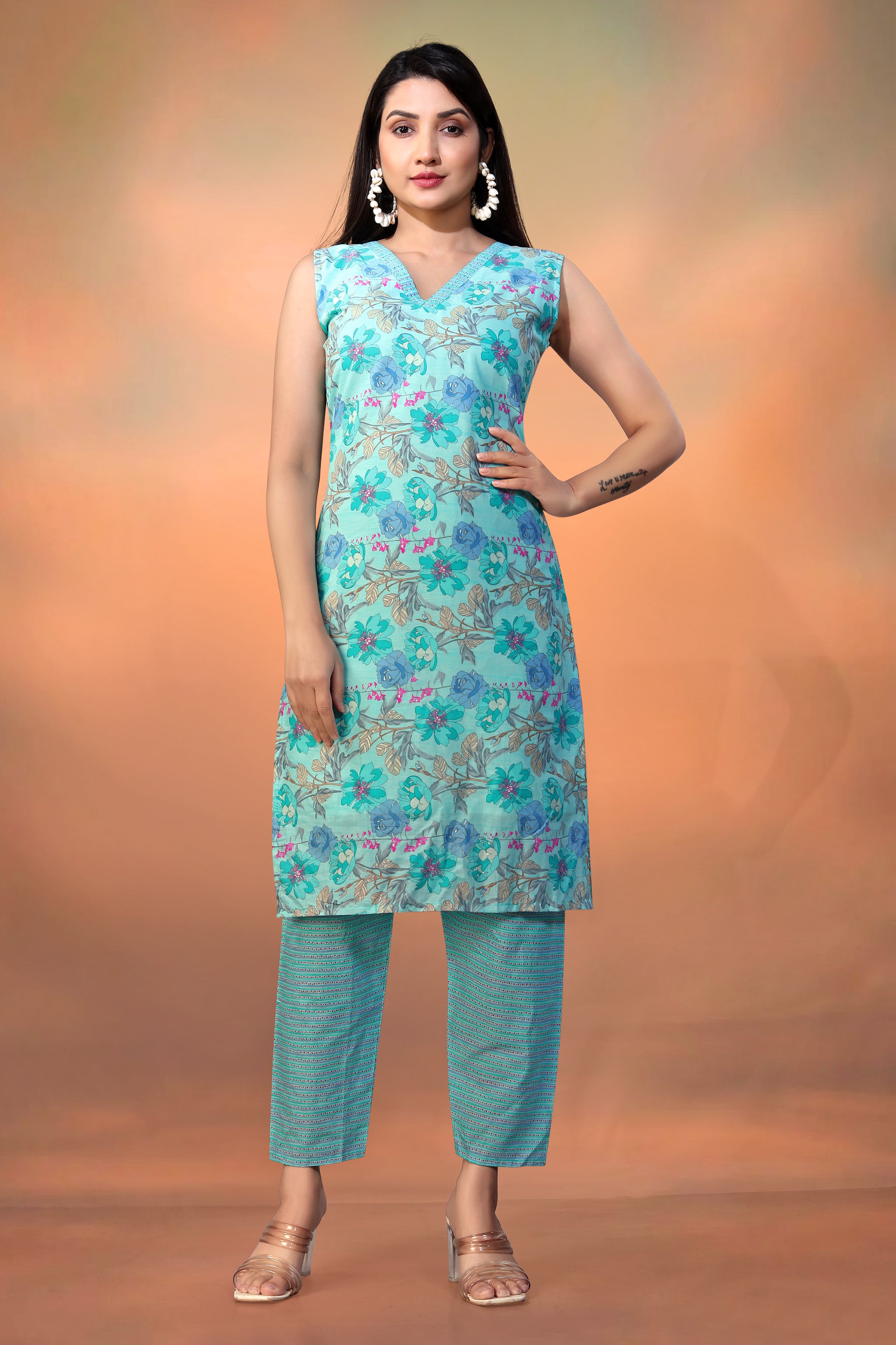 Women’s Sky Blue Printed Cotton Kurti – Sleeveless V-Neck Straight Kurta Set for Summer Casual Wear