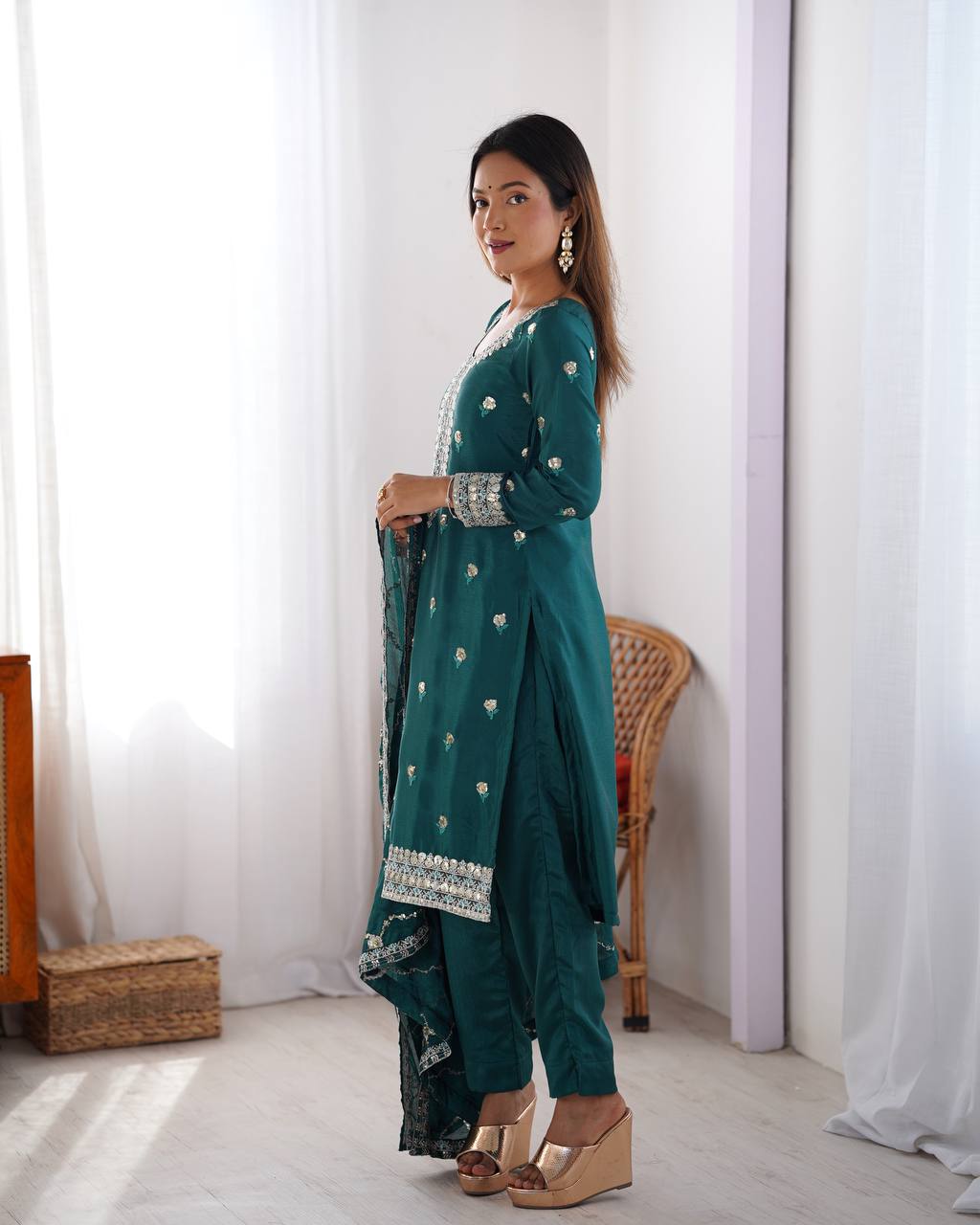 Women’s Chinon Teal Salwar Suit – Elegant Ethnic Wear for Festive & Party Occasions