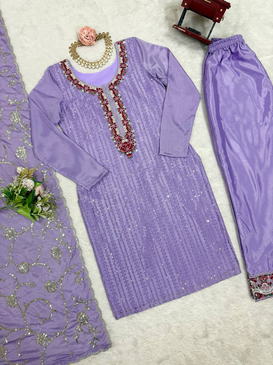 Elegant Lavender Chinon Kurta Suit Set for Women – Festive
