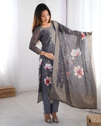 Women’s Grey Chanderi Kurta Set – Regal Ethnic Wear for Festive & Traditional Occasions