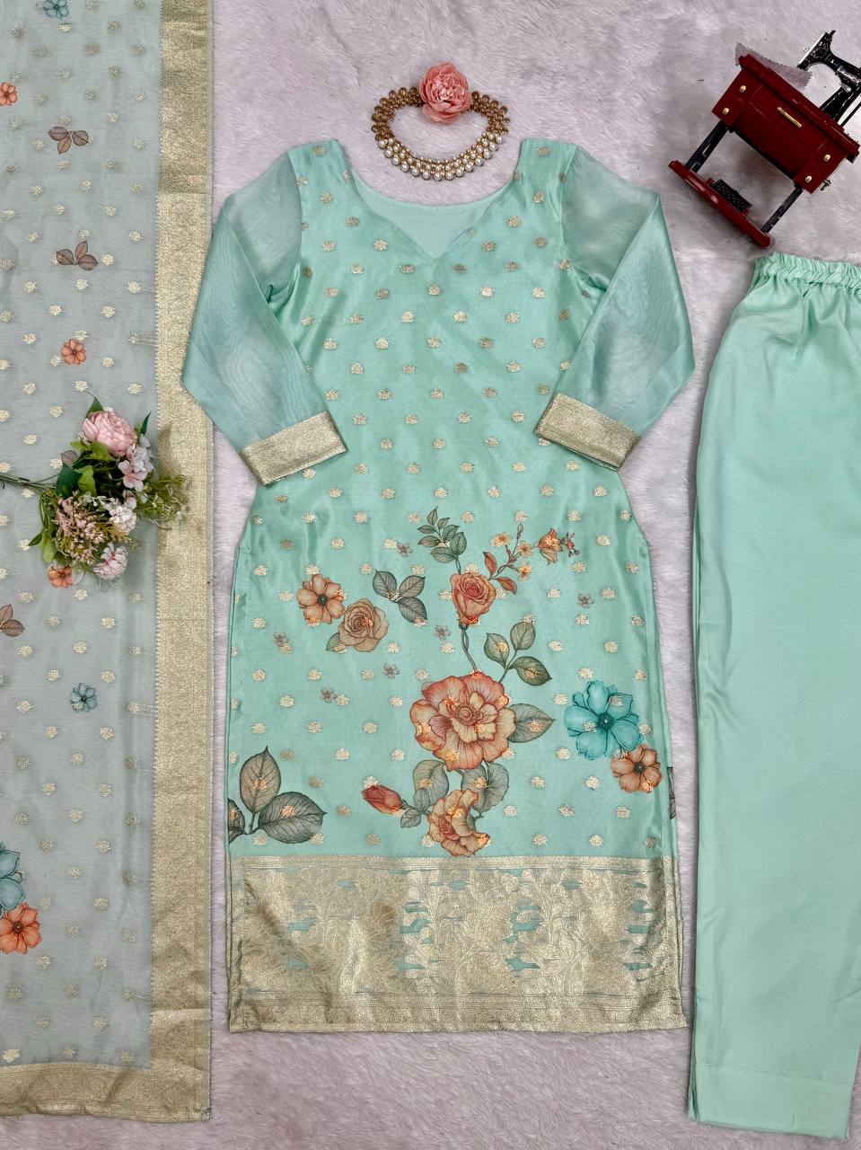 Women’s Sea Green Chanderi Kurta Set – Regal Ethnic Wear for Festive & Traditional Occasions