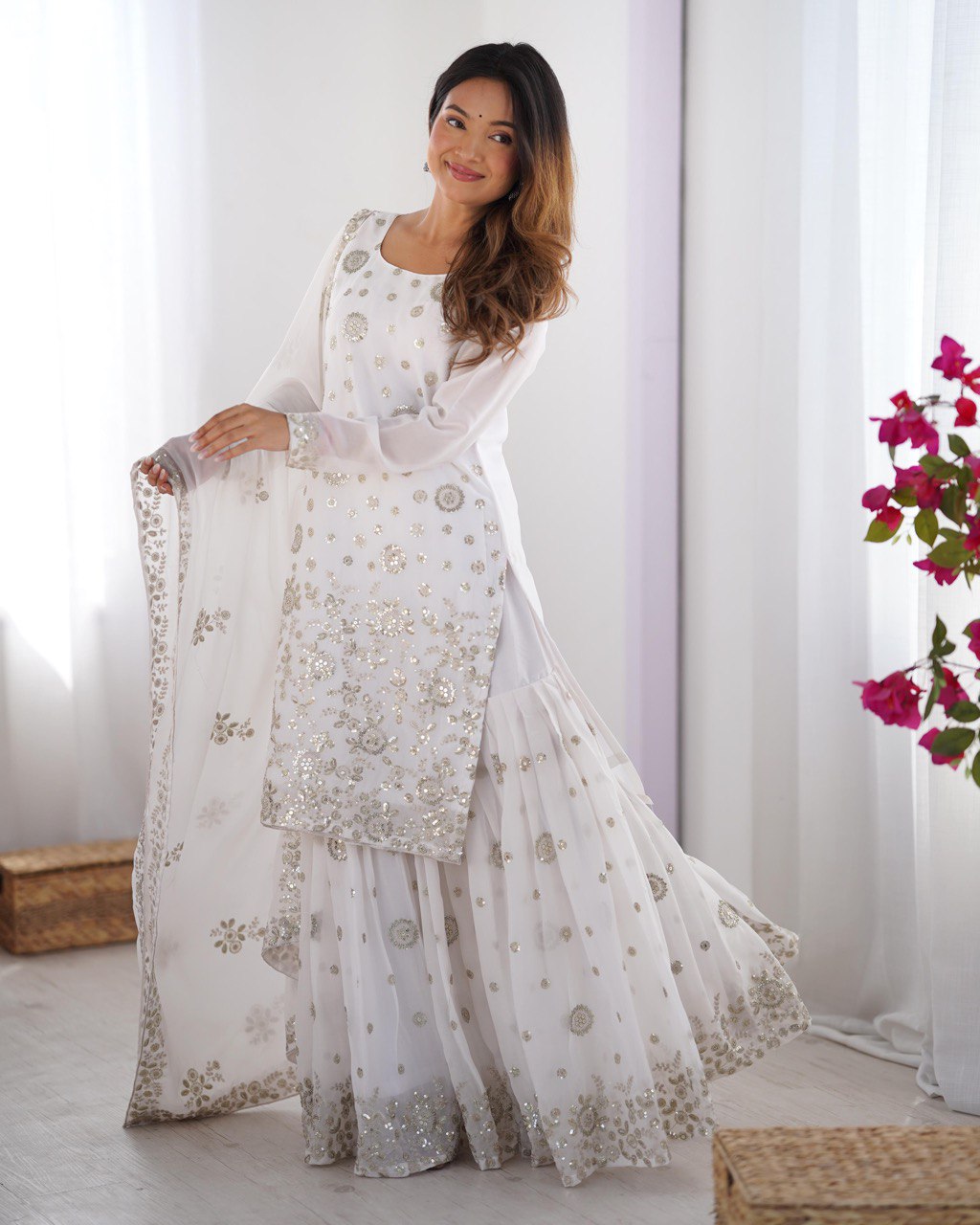 Women’s White Georgette Kurta Set – Stylish & Elegant Ethnic Wear for Festive Occasions