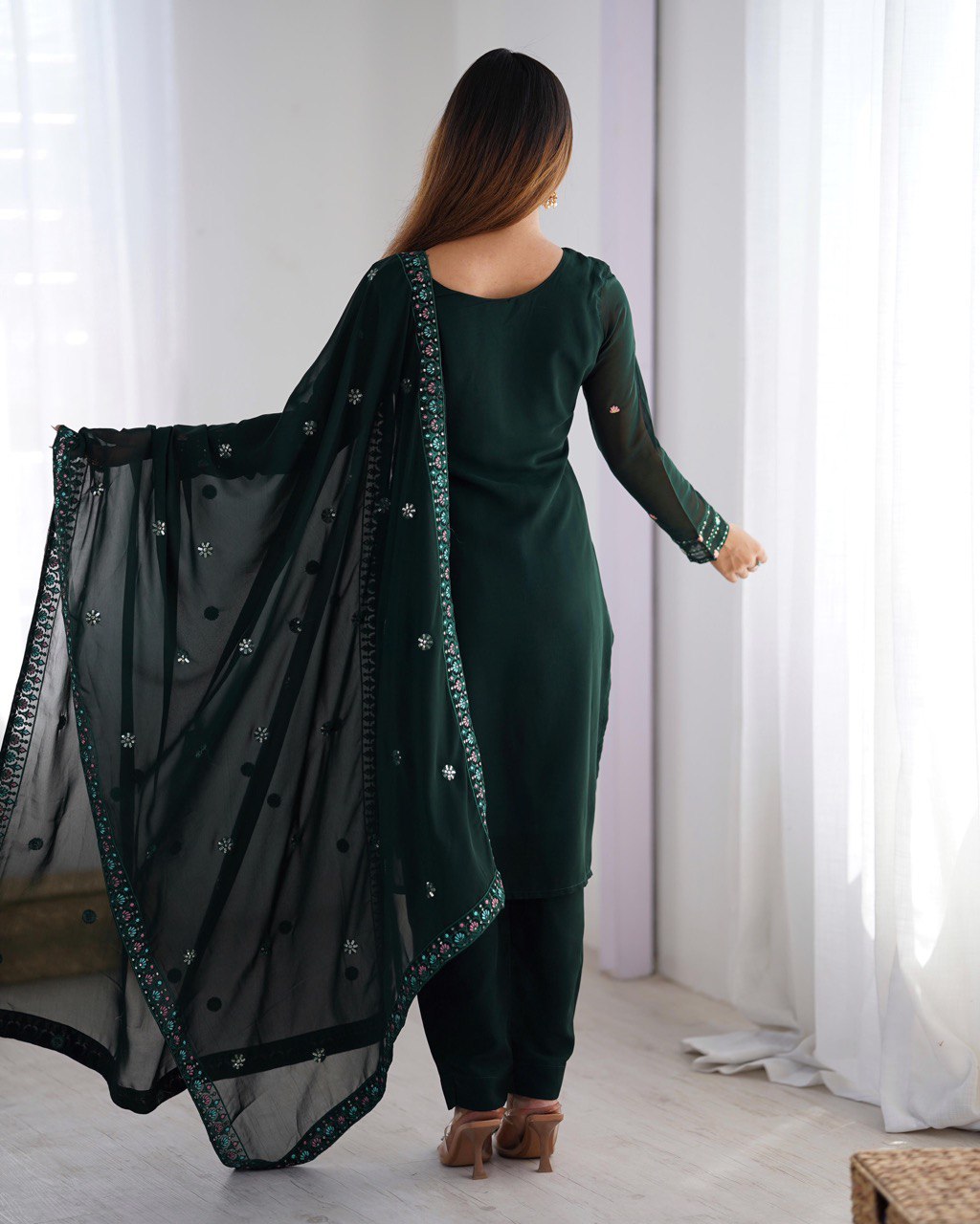 Women’s Teal Georgette Salwar Suit – Elegant Ethnic Wear for Festive & Party Occasions