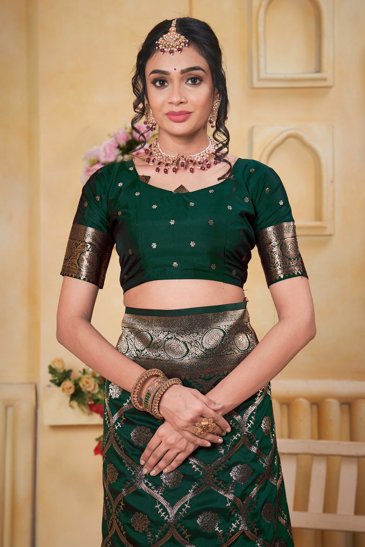 Green Art Silk Saree for Women with Ethnic Prints and Blouse