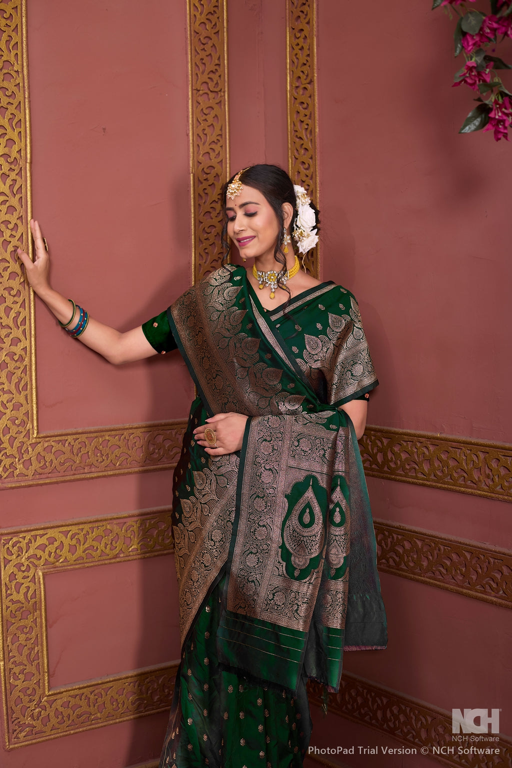 Green Art Silk Saree for Women – Elegant Traditional Ethnic Wear