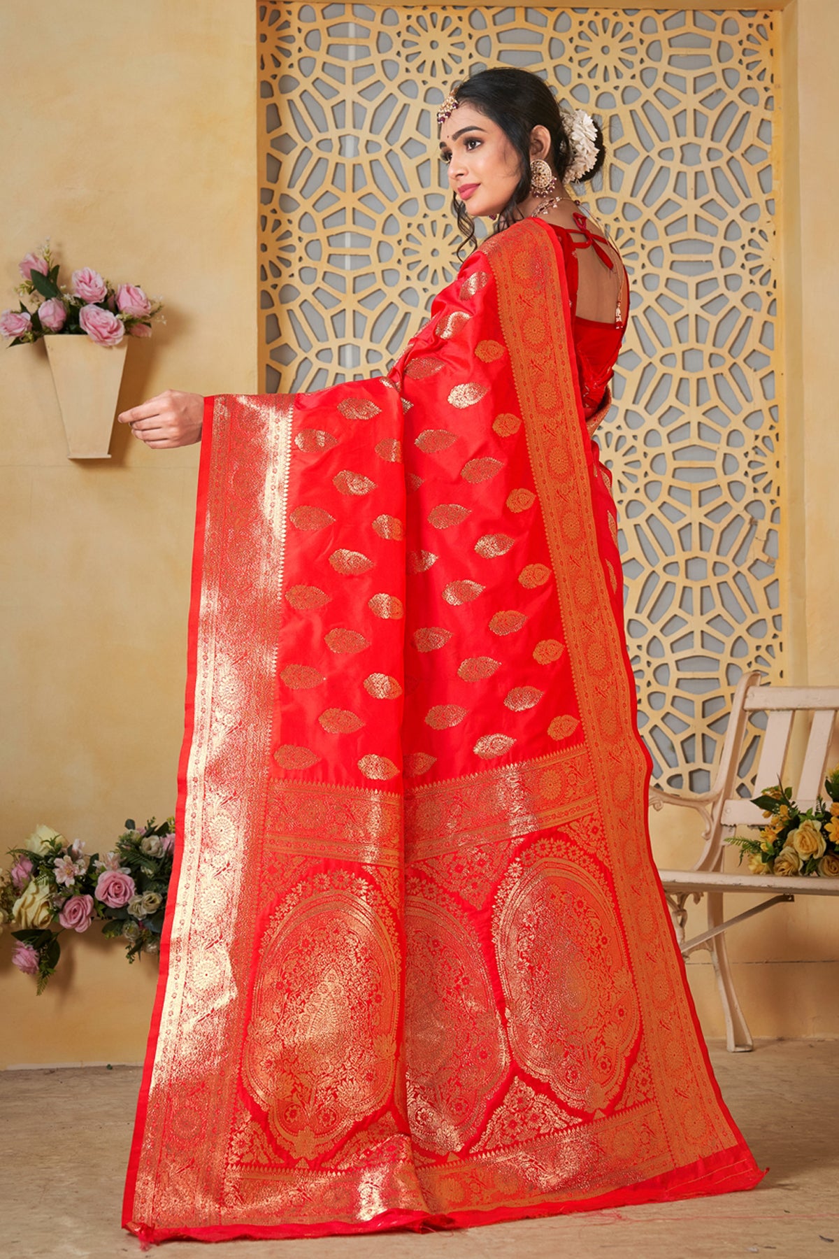 Red Banarasi Silk Saree for Women – Elegant Ethnic Wear