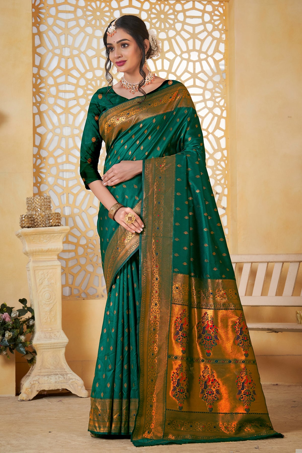 Green Art Silk Saree for Women – Elegant Ethnic Wear with Rich Weaving