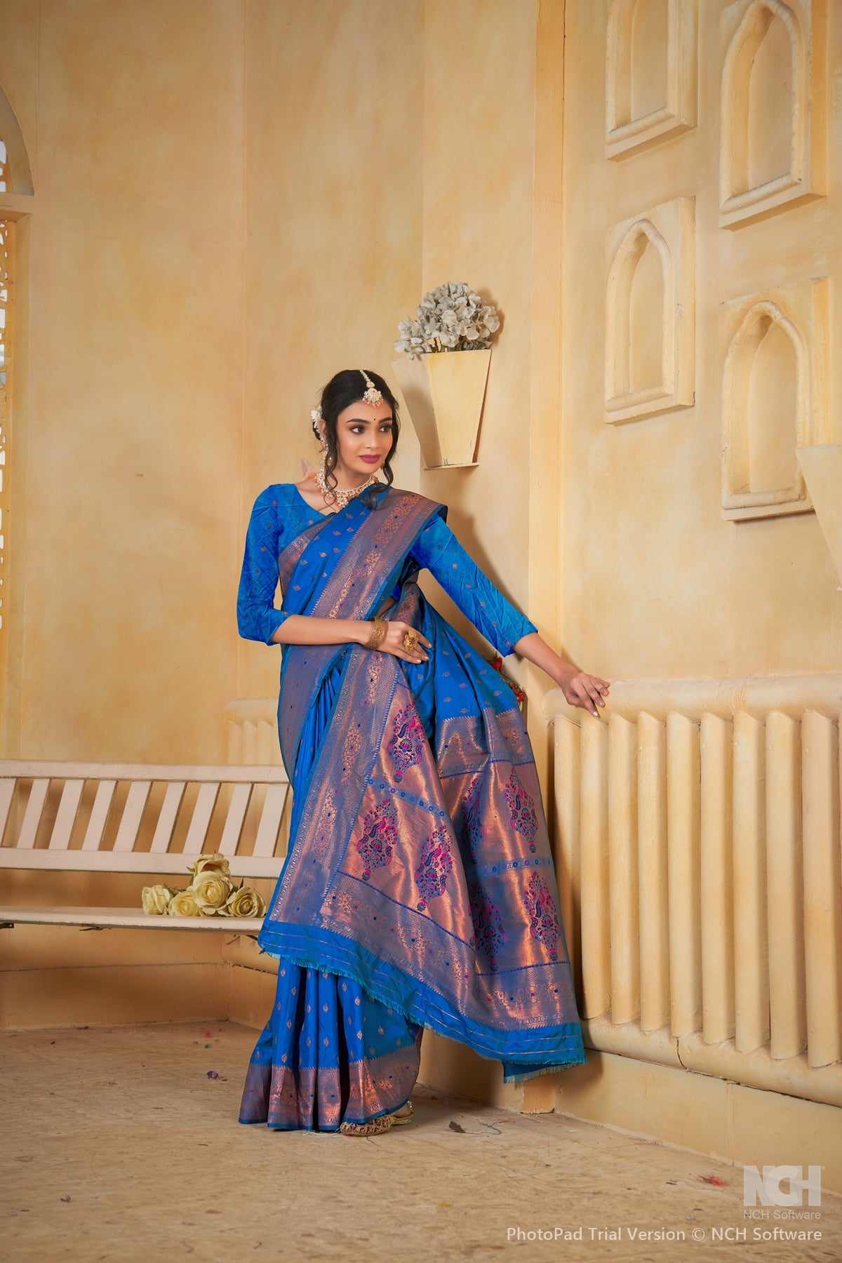 Navyblue Art Silk Saree for Women – Elegant Ethnic Wear with Rich Weaving