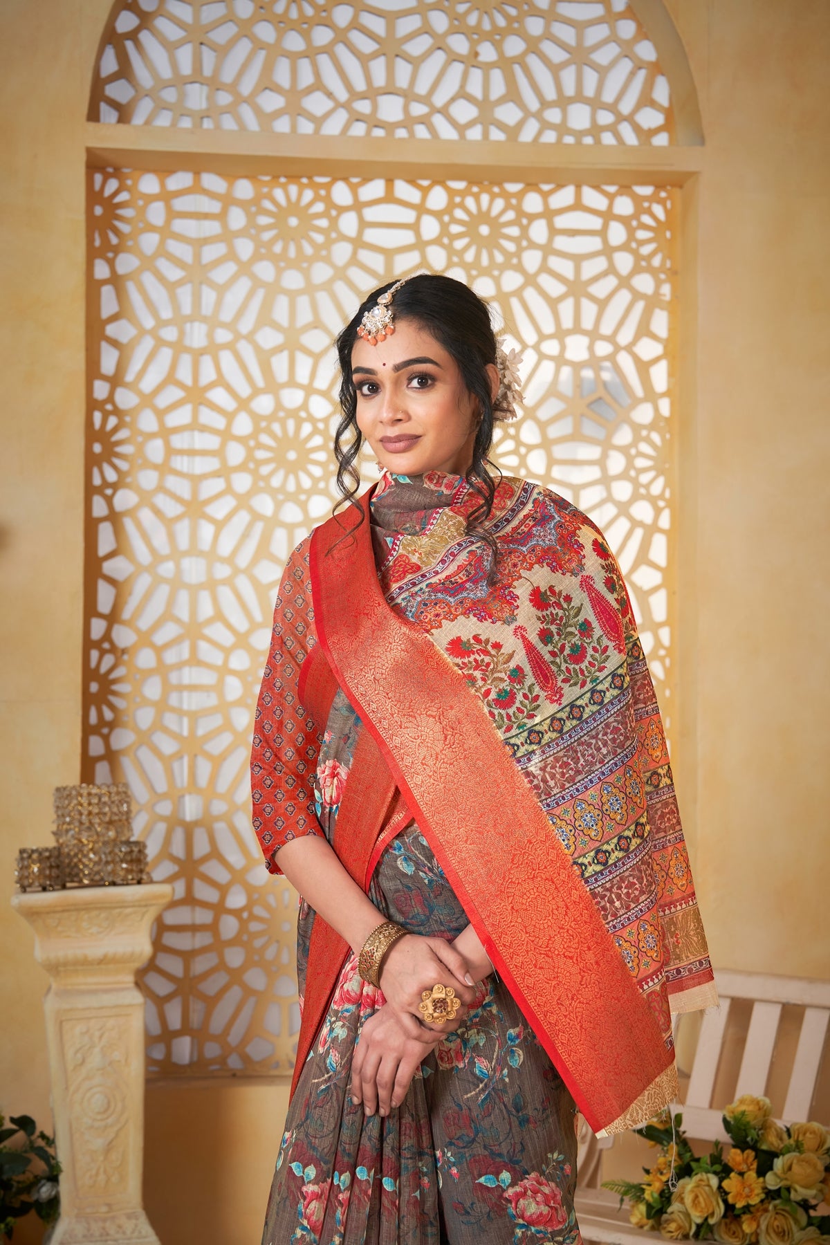 Grey Linen Saree for Women – Lightweight & Elegant Ethnic Wear