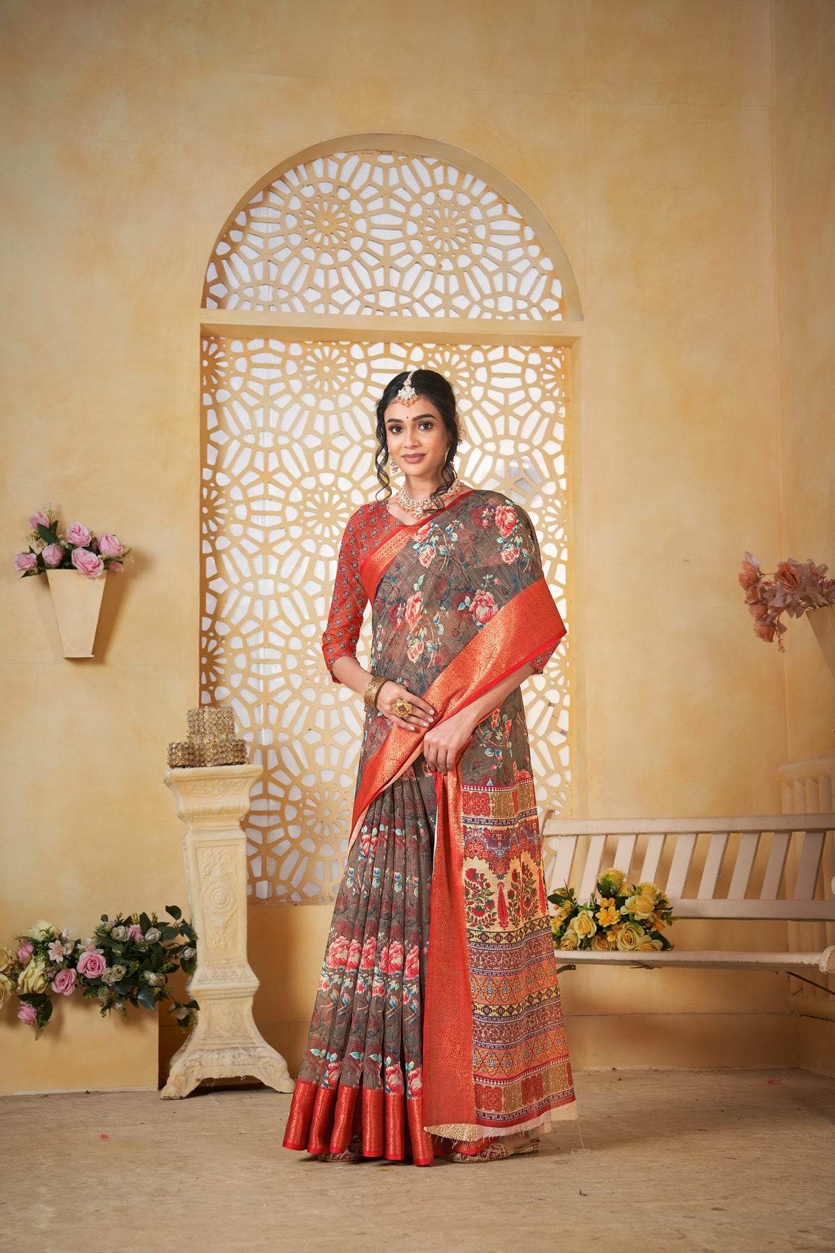 Grey Linen Saree for Women – Lightweight & Elegant Ethnic Wear