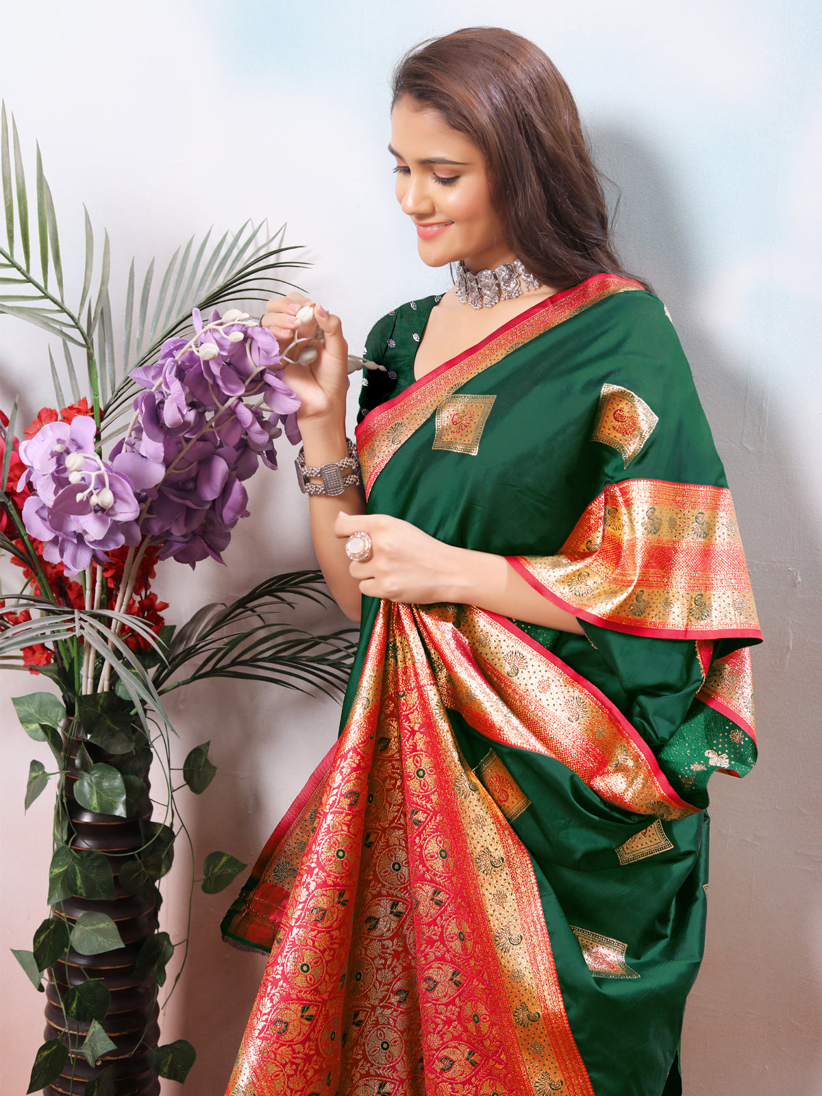 Green Silk Saree for Women – Elegant Traditional Ethnic Wear