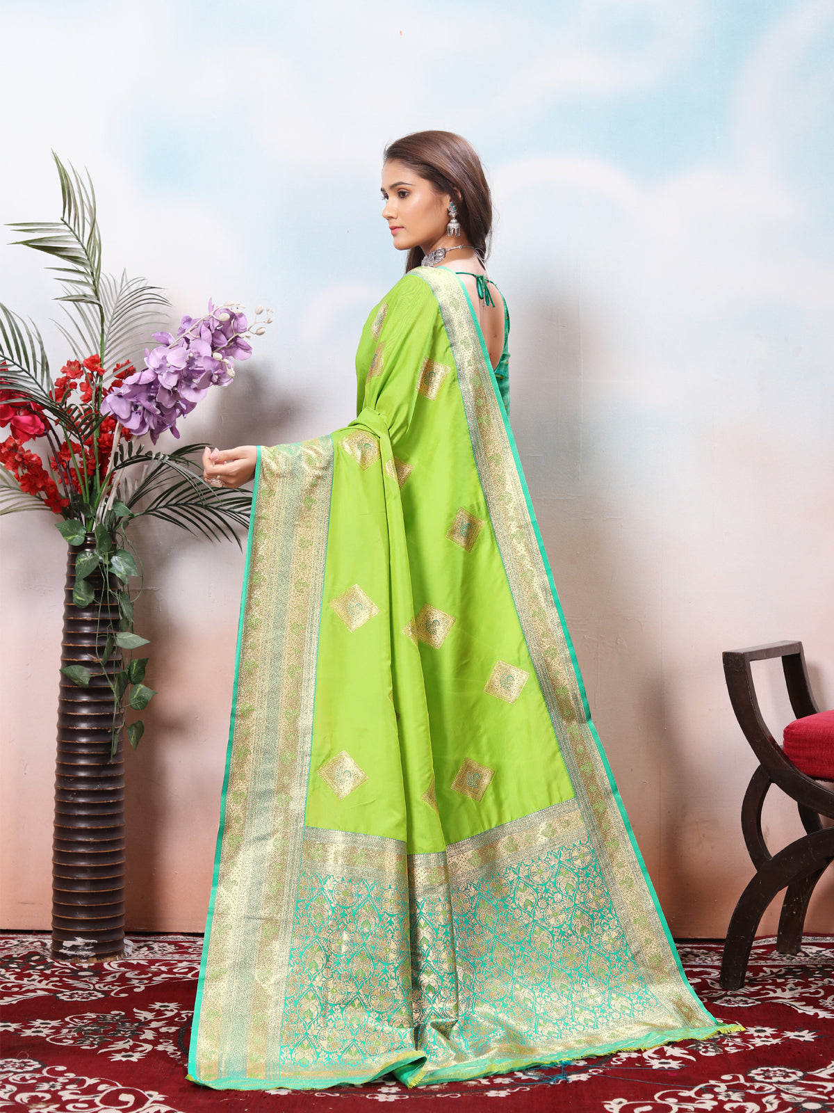 Parrot Silk Saree for Women – Elegant Traditional Ethnic Wear