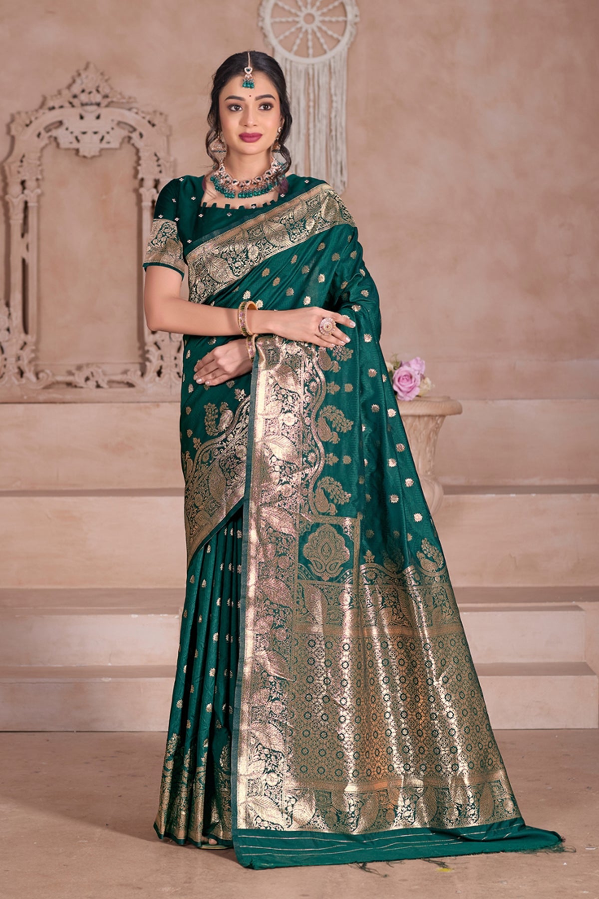 Green Banarasi Silk Saree for Women – Traditional & Elegant Ethnic Wear