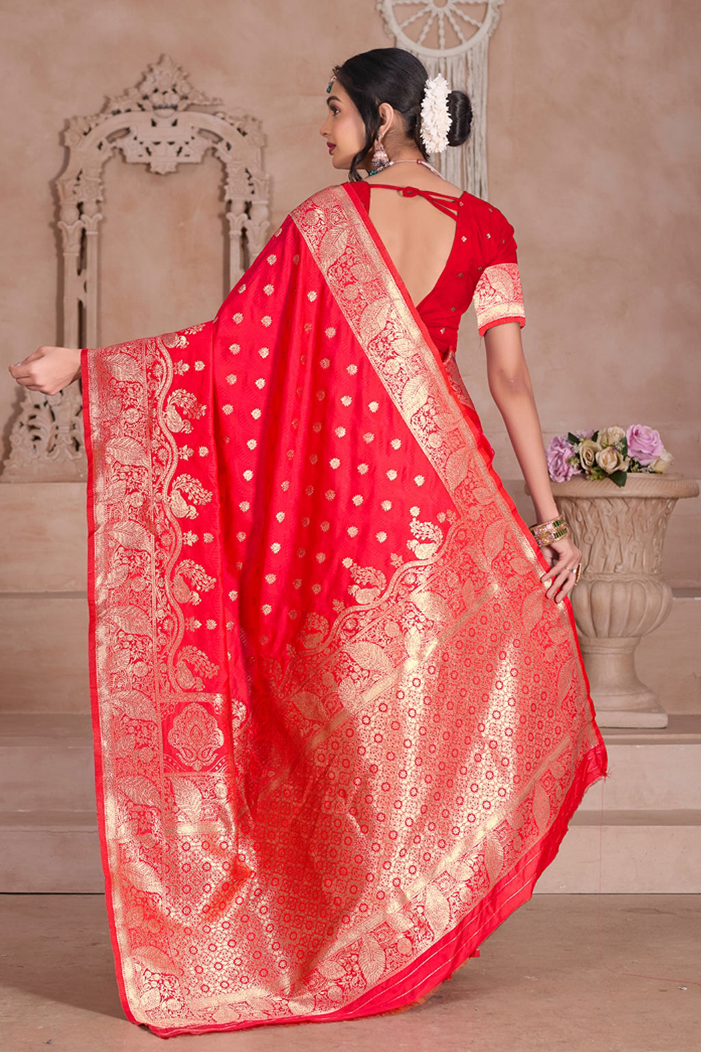 Red Banarasi Silk Saree for Women – Traditional & Elegant Ethnic Wear