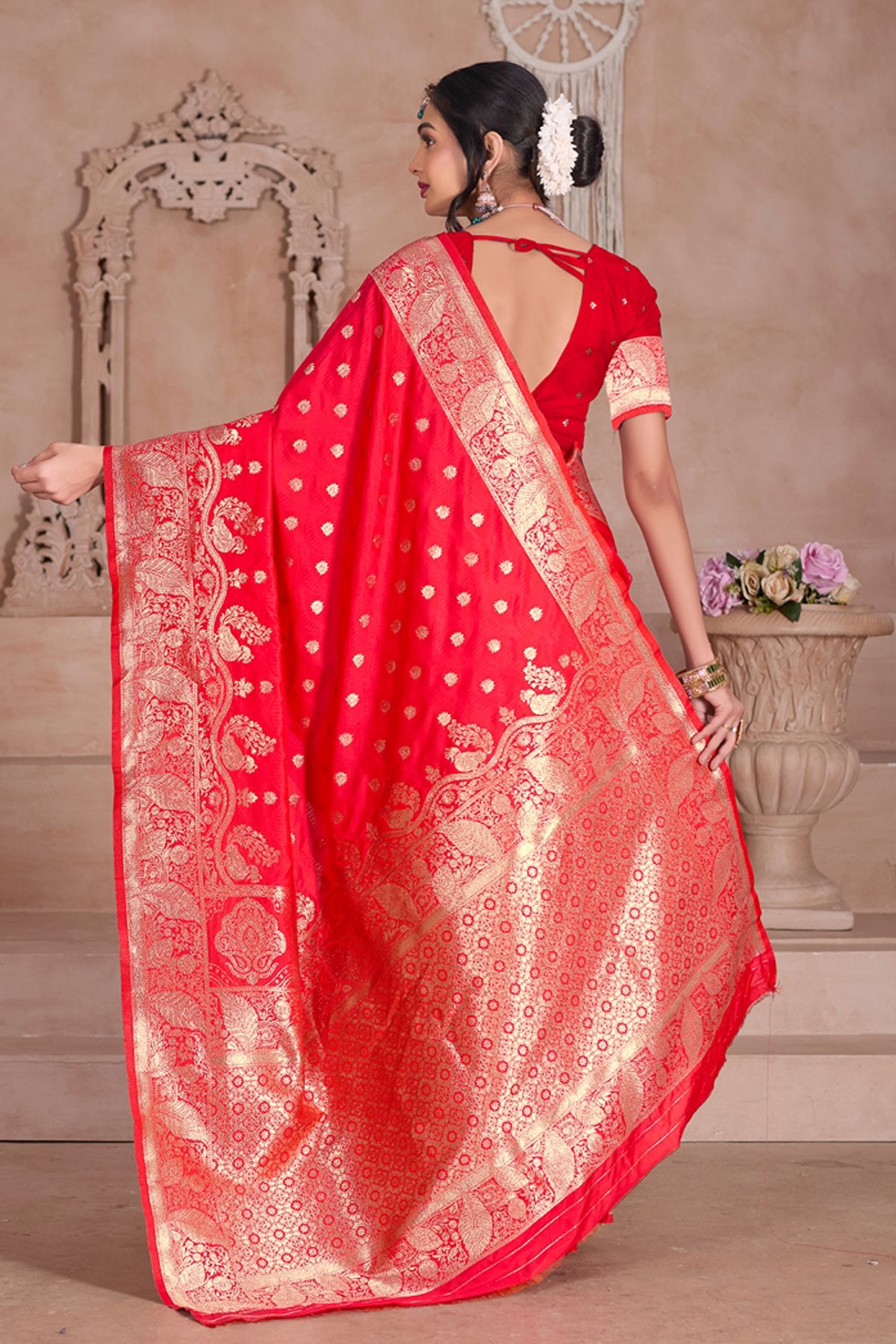 Red Banarasi Silk Saree for Women – Traditional & Elegant Ethnic Wear