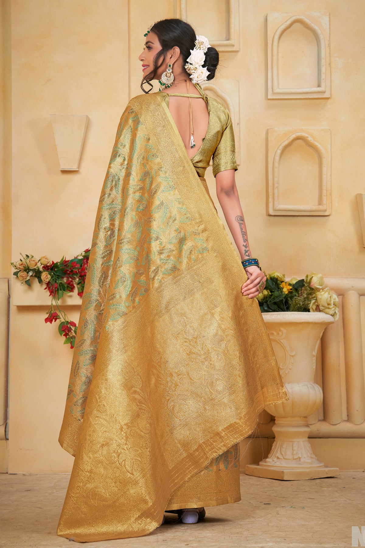 Gold Banarasi Silk Saree for Women – Traditional & Elegant Ethnic Wear