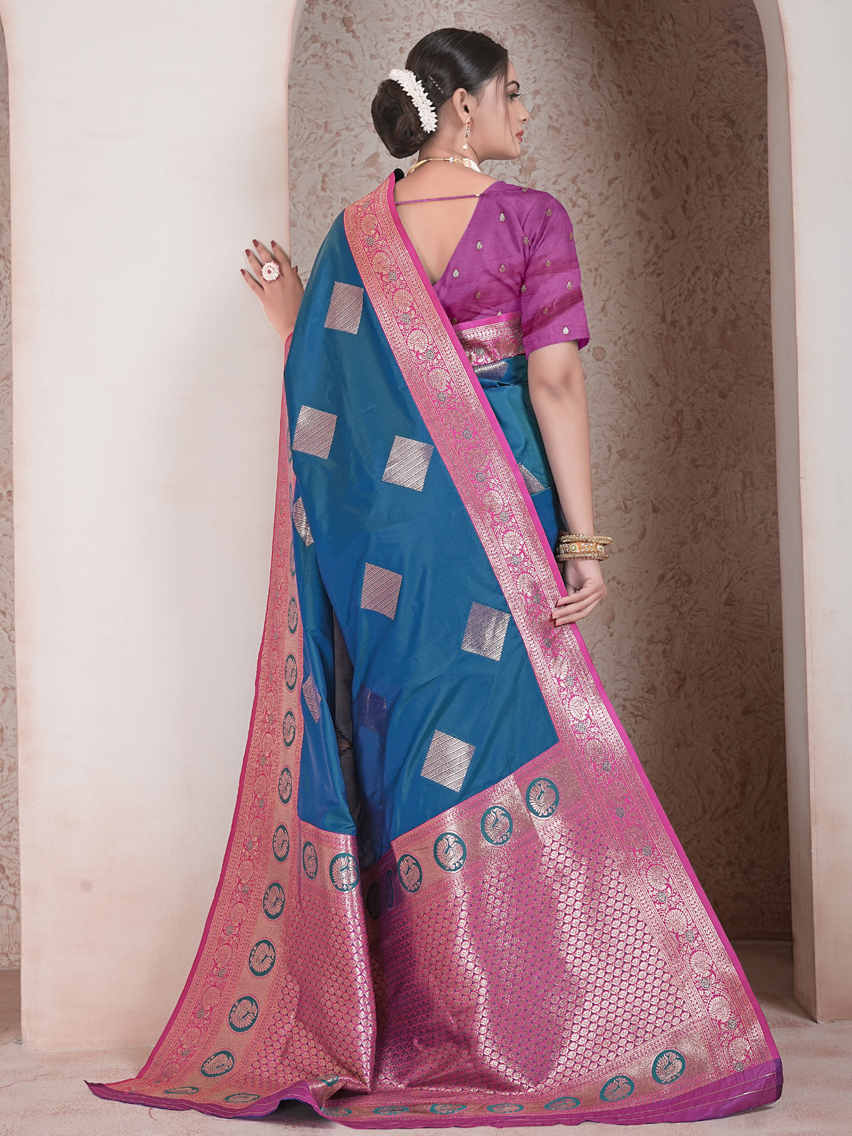 Blue Art Silk Saree for Women – Elegant & Stylish Ethnic Wear