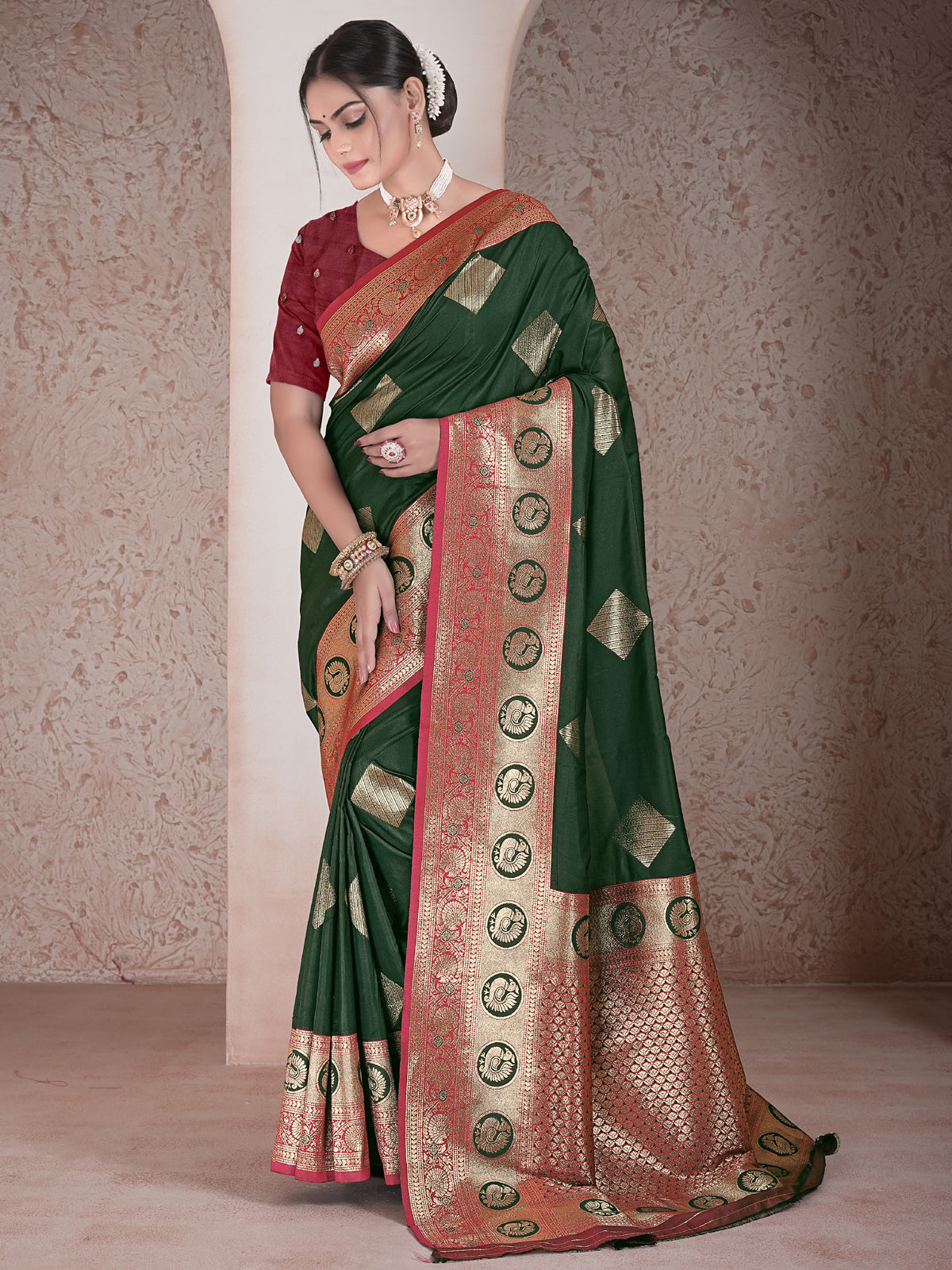 Green Art Silk Saree for Women – Elegant & Stylish Ethnic Wear
