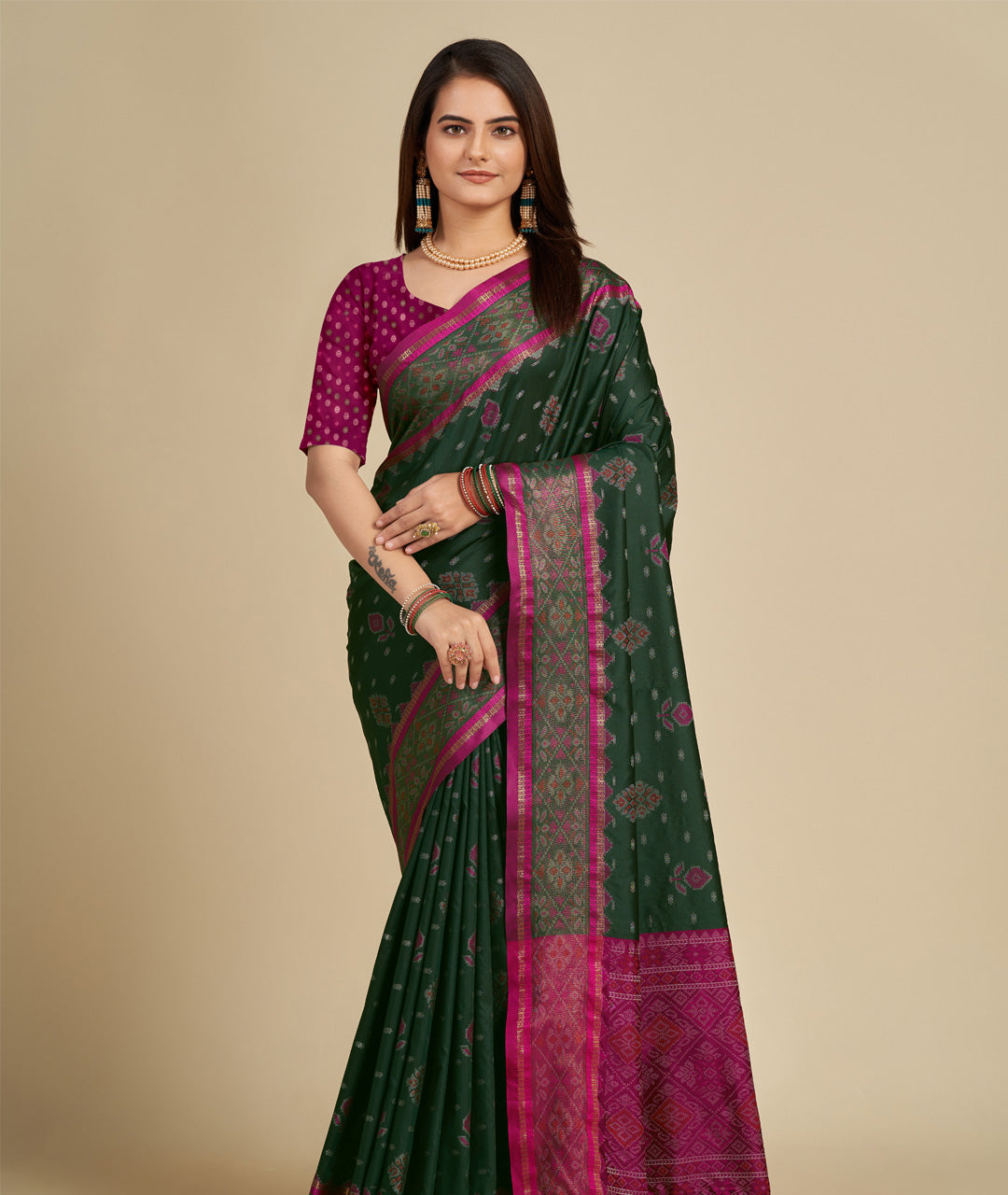 Traditional Pure Patola Silk Green Saree with Contrast Weave, Meenakari & Tassels