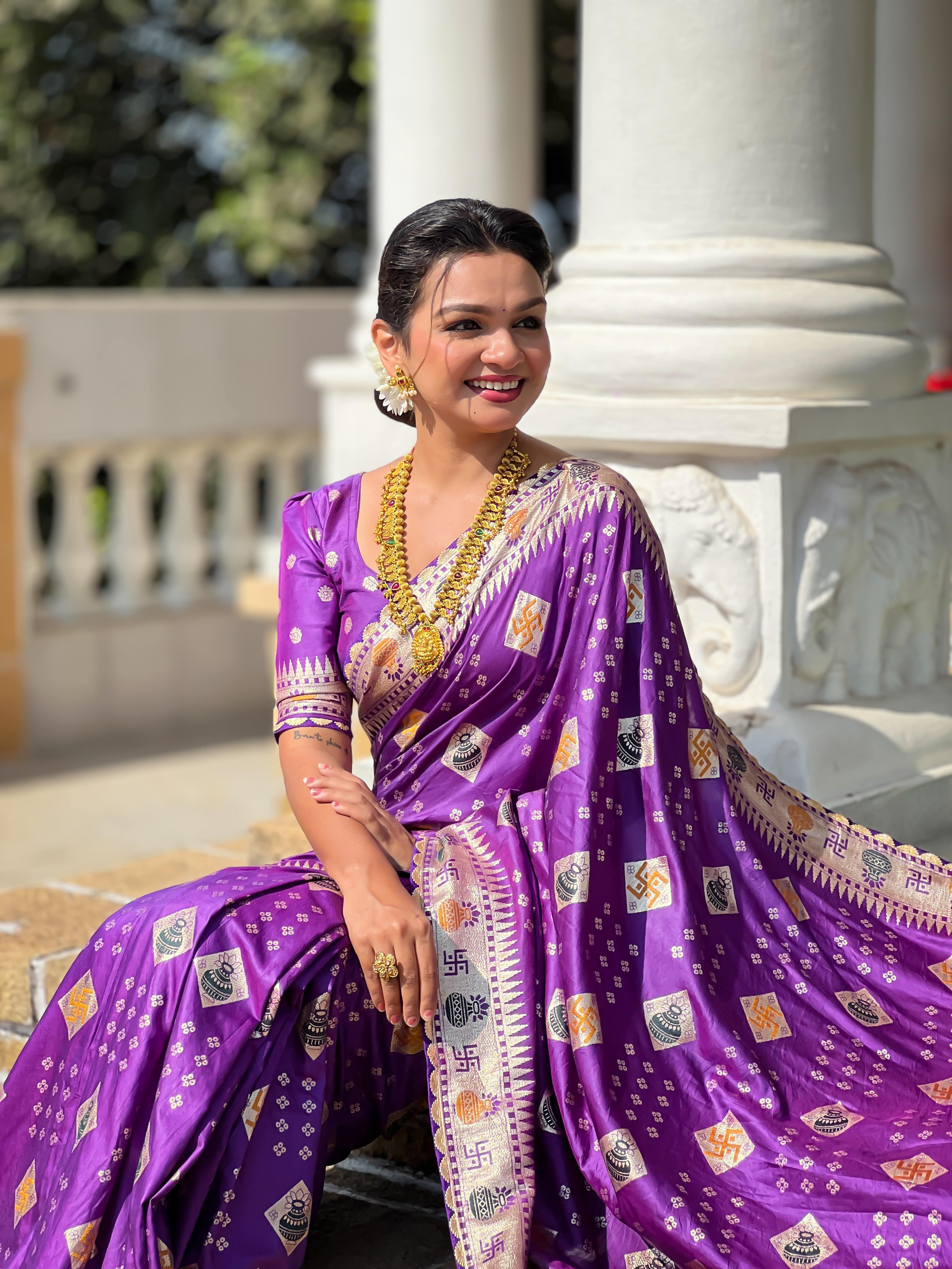 Purple Varni Fabrics Women Floral Dolla Silk Tassels and Latkans Saree comes With Matching Blouse