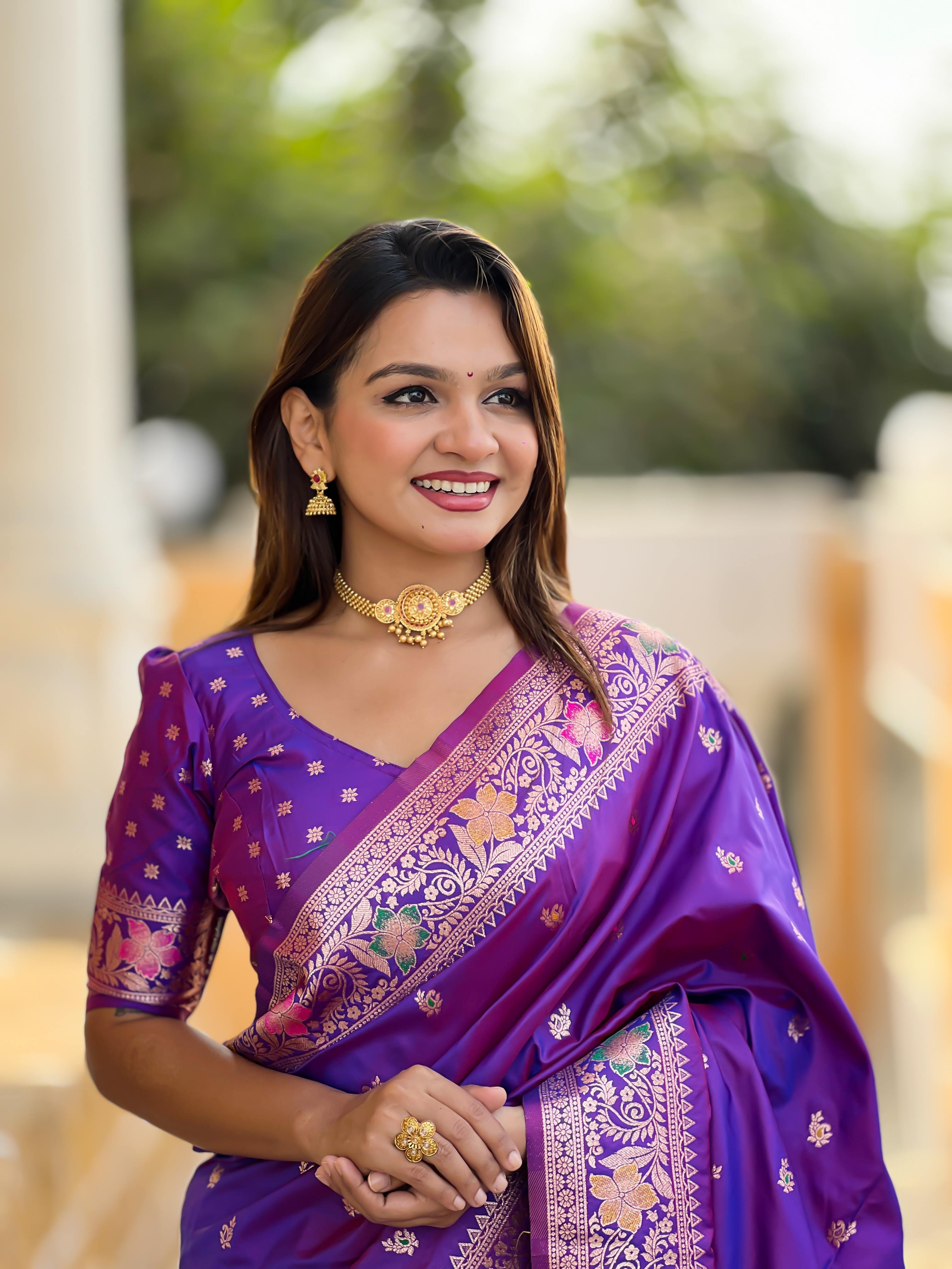 Violet Varni Fabrics Women Paisley Banarasi Silk Embellished Saree comes With Matching Blouse