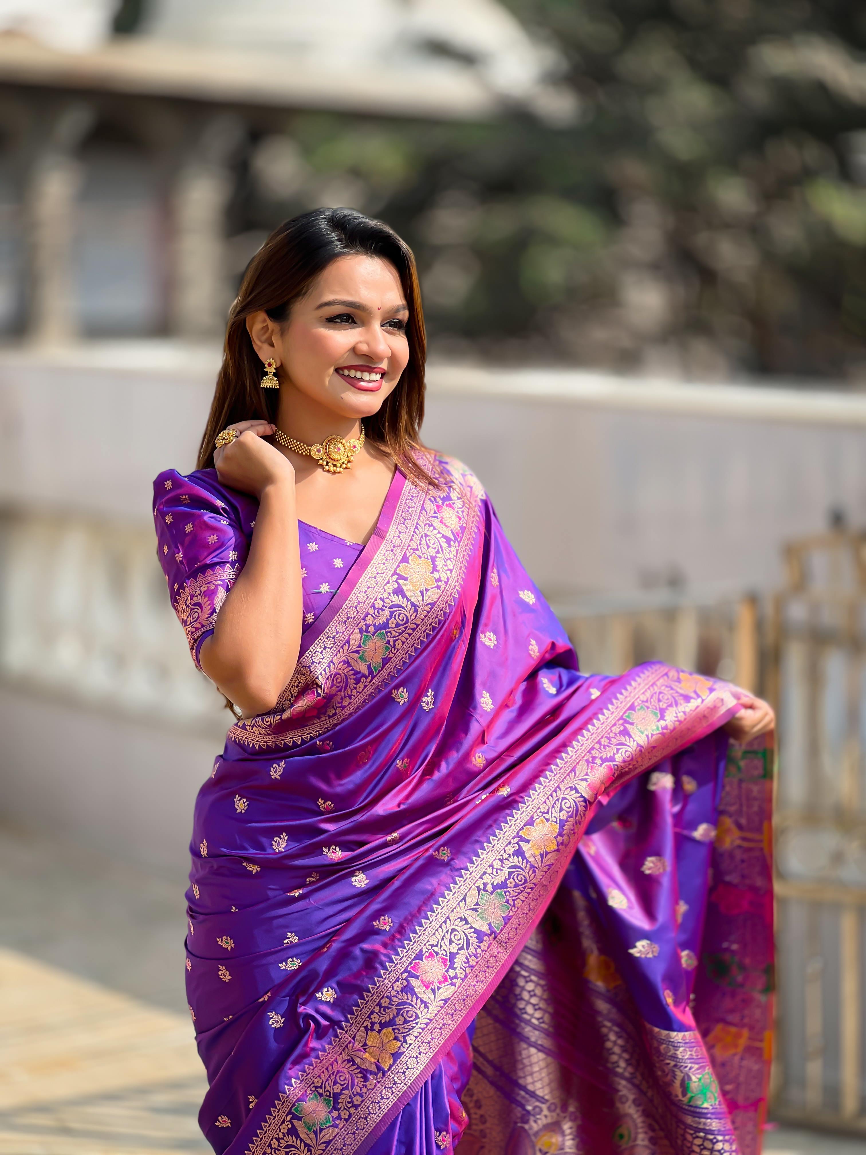 Violet Varni Fabrics Women Paisley Banarasi Silk Embellished Saree comes With Matching Blouse