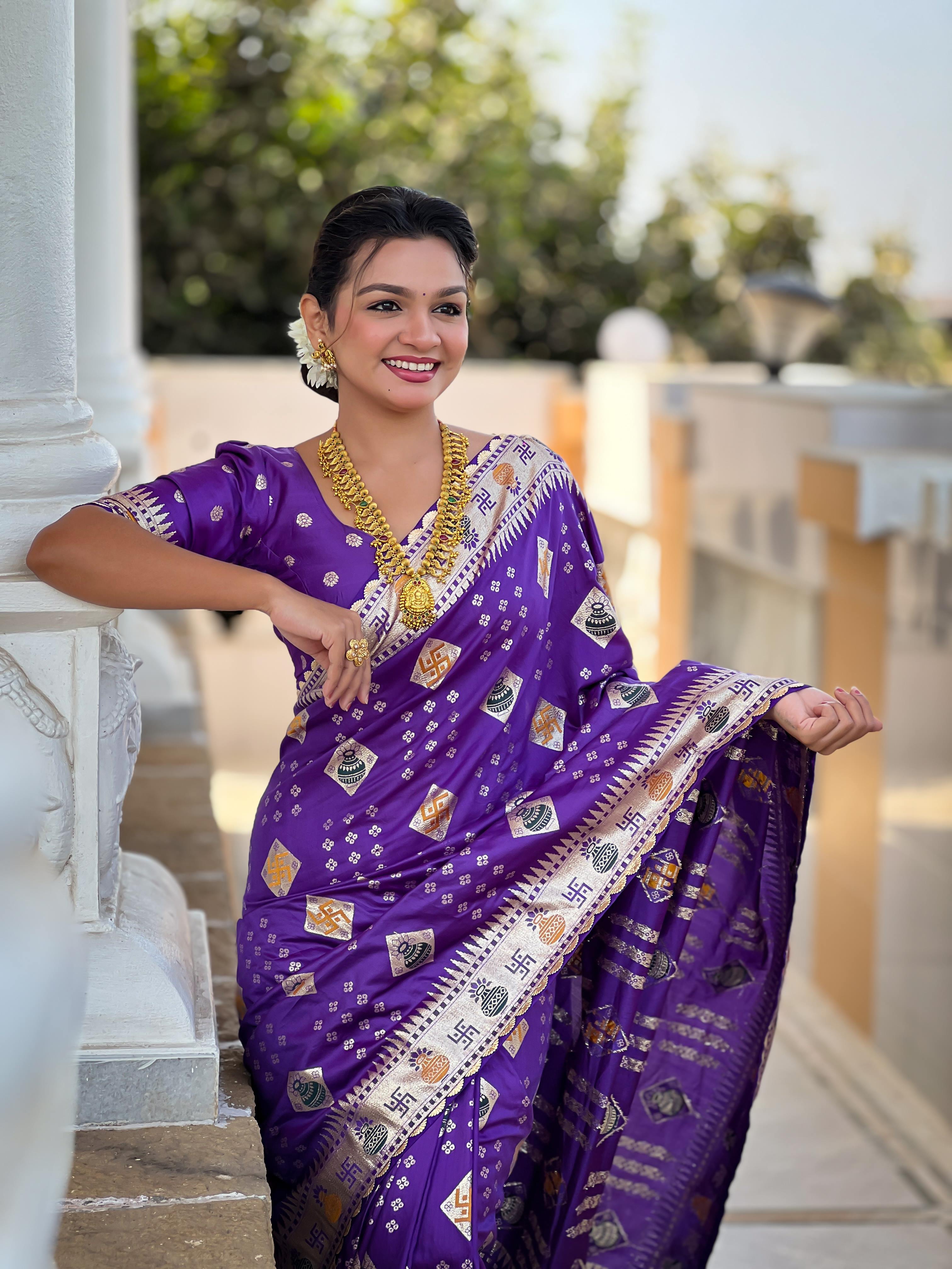 Purple Varni Fabrics Women Floral Dolla Silk Tassels and Latkans Saree comes With Matching Blouse