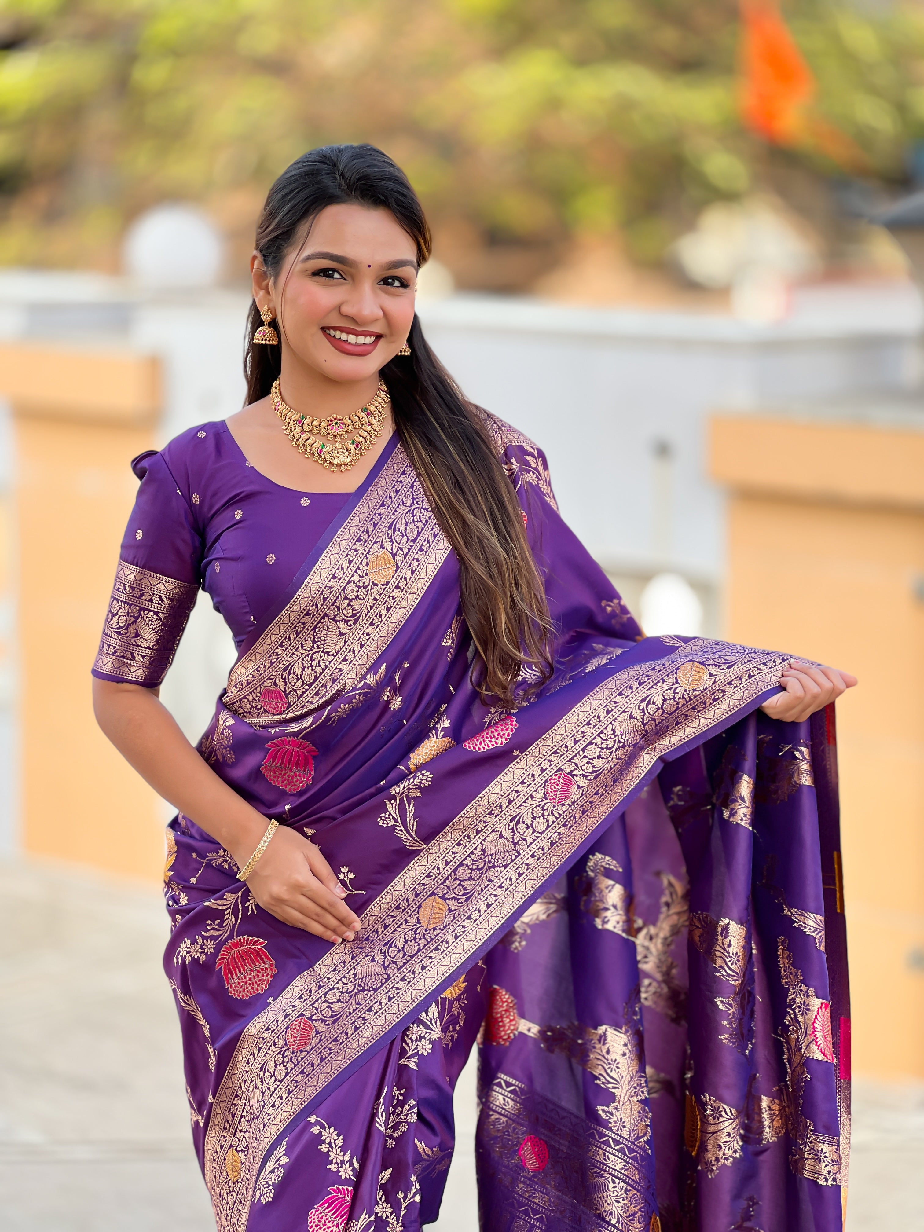 Wine Designer Banarasi Silk Saree for Women –  Woven Floral Saree with Blouse (Copy)