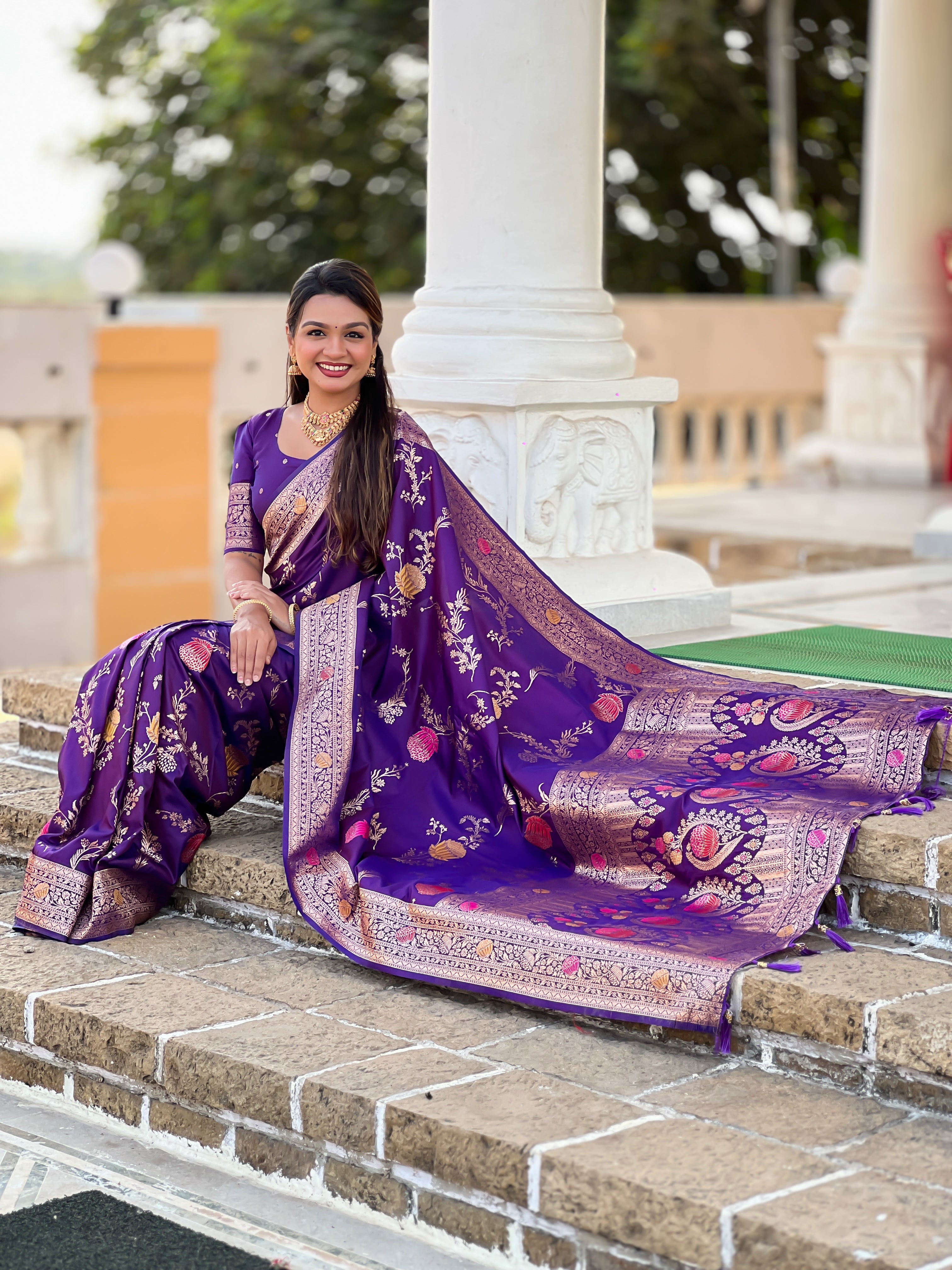 Wine Designer Banarasi Silk Saree for Women –  Woven Floral Saree with Blouse (Copy)