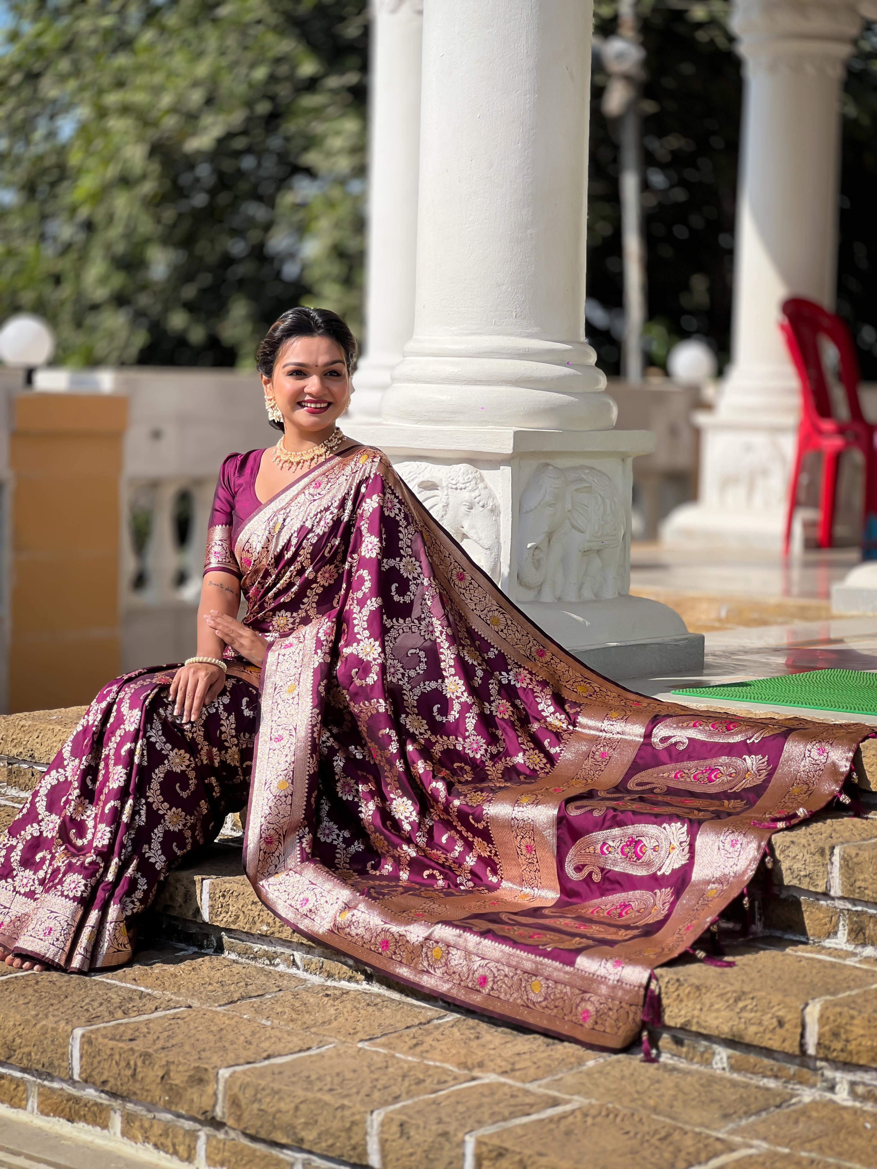 Wine Varni Fabrics Women Geometric Banarasi Silk Tassels and Latkans Saree comes With Matching Blouse