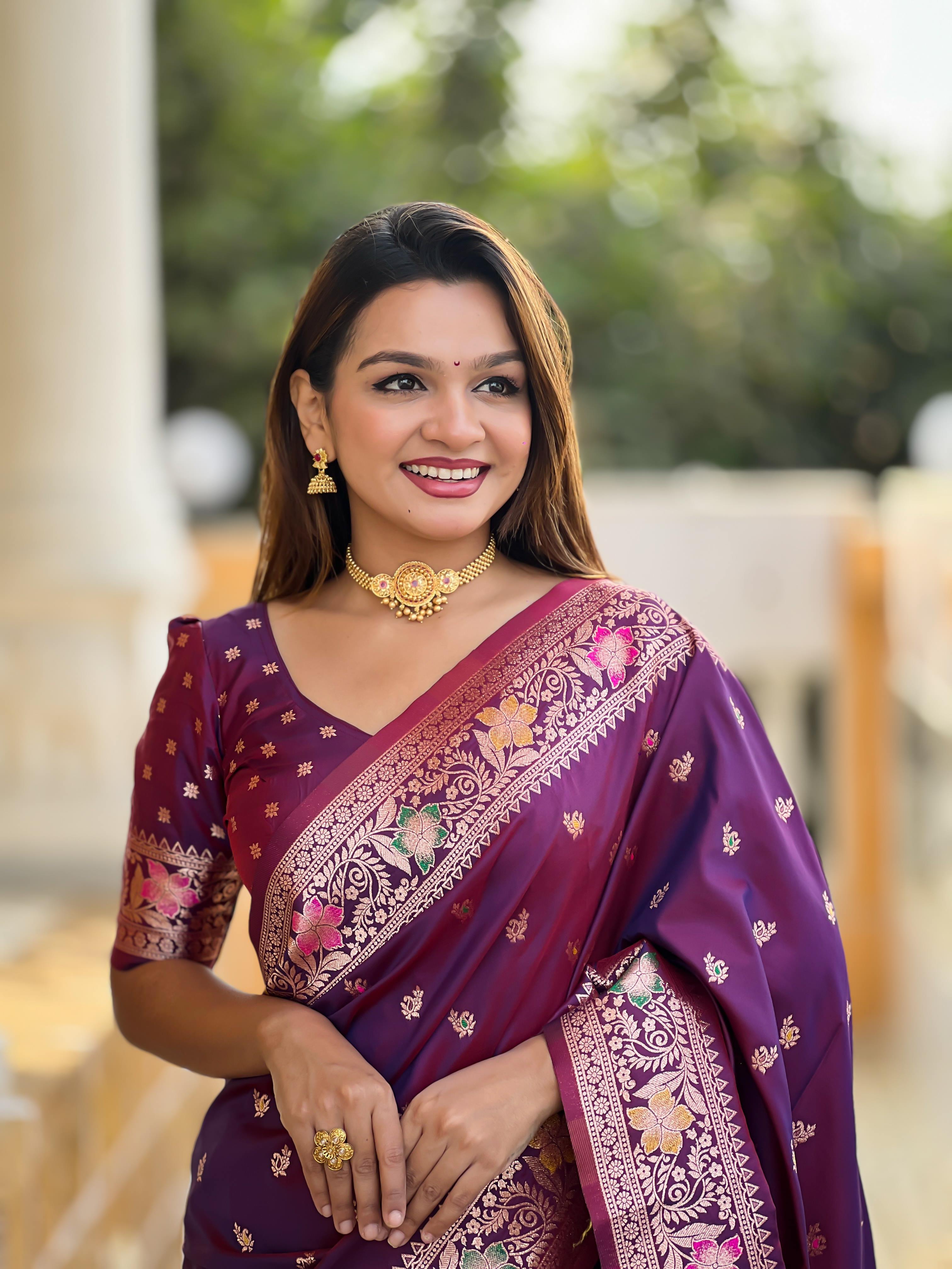 Wine Varni Fabrics Women Paisley Banarasi Silk Embellished Saree comes With Matching Blouse