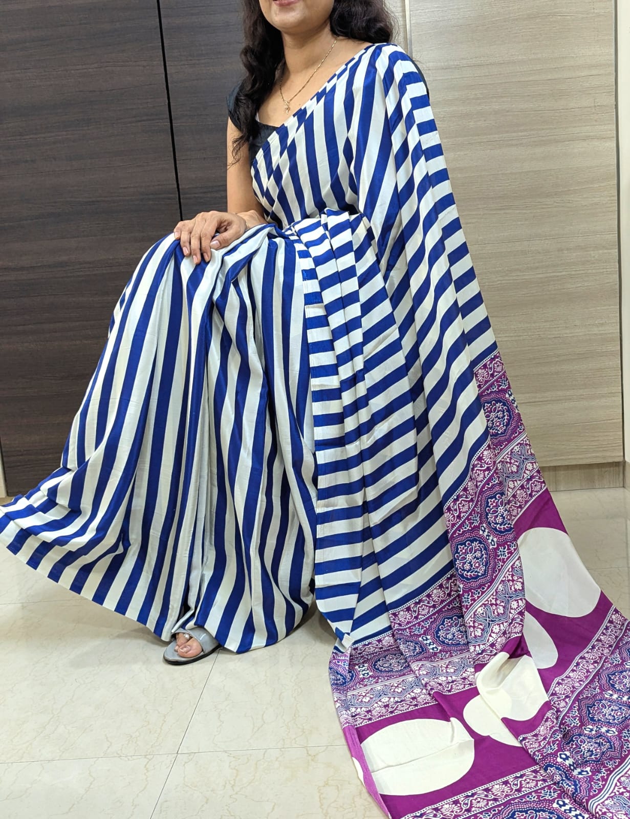 Latest Trendy Digital Printed Blue Cinnon Silk Saree with Blouse for Parties Functions Festival Regural wear Saree for Girls and Ladies