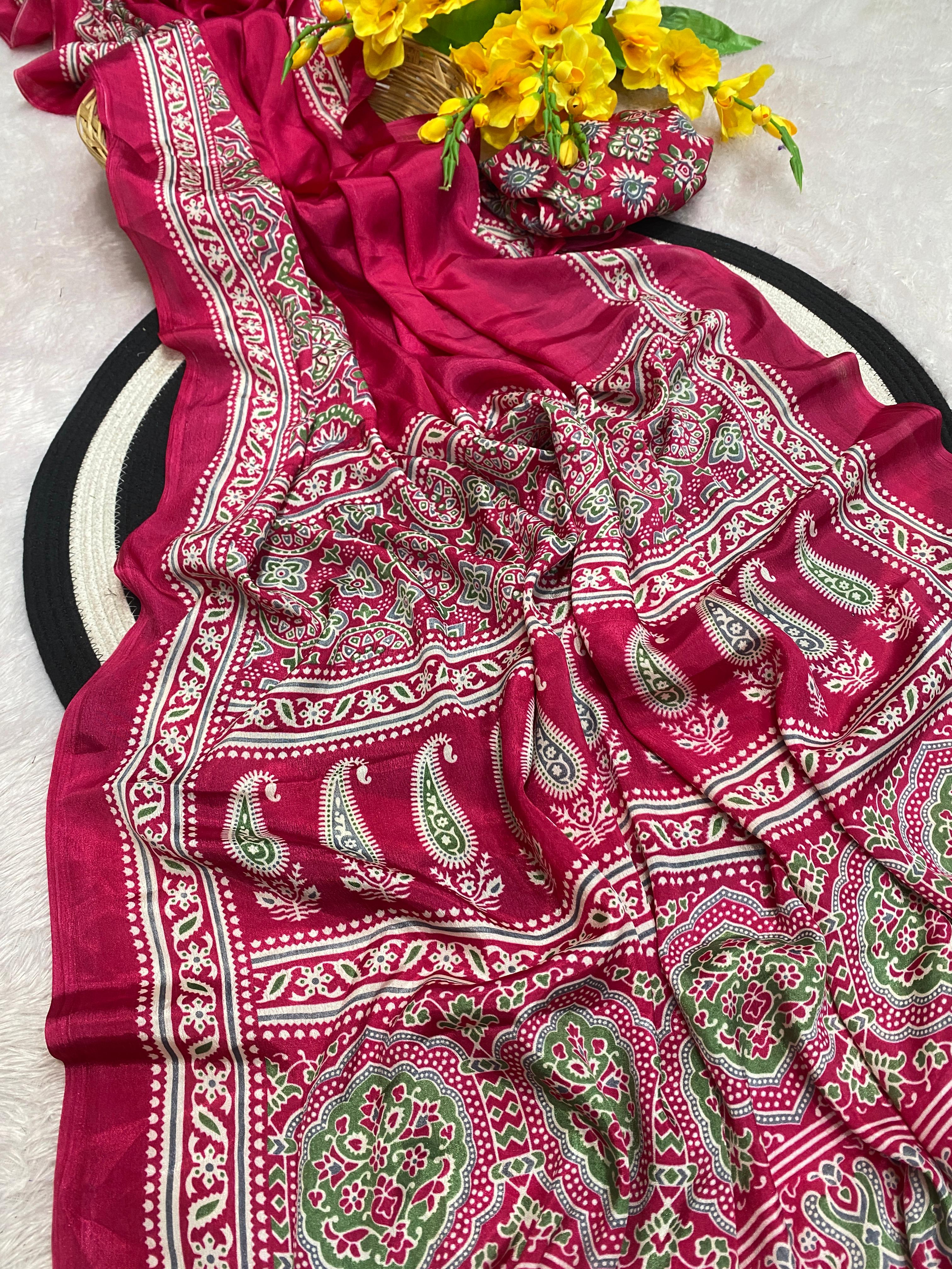 Bhandani Print Moss chiffon Pink saree with mirror work Border