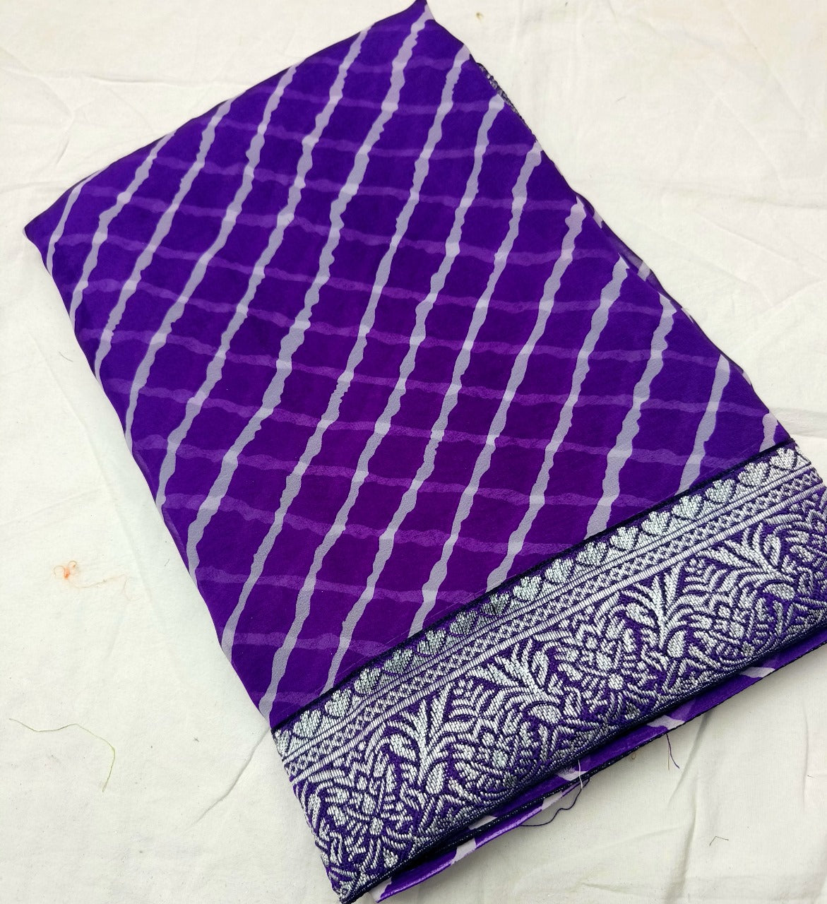 Stylish Bandhani Printed Purple Saree for Daily and Party Wear