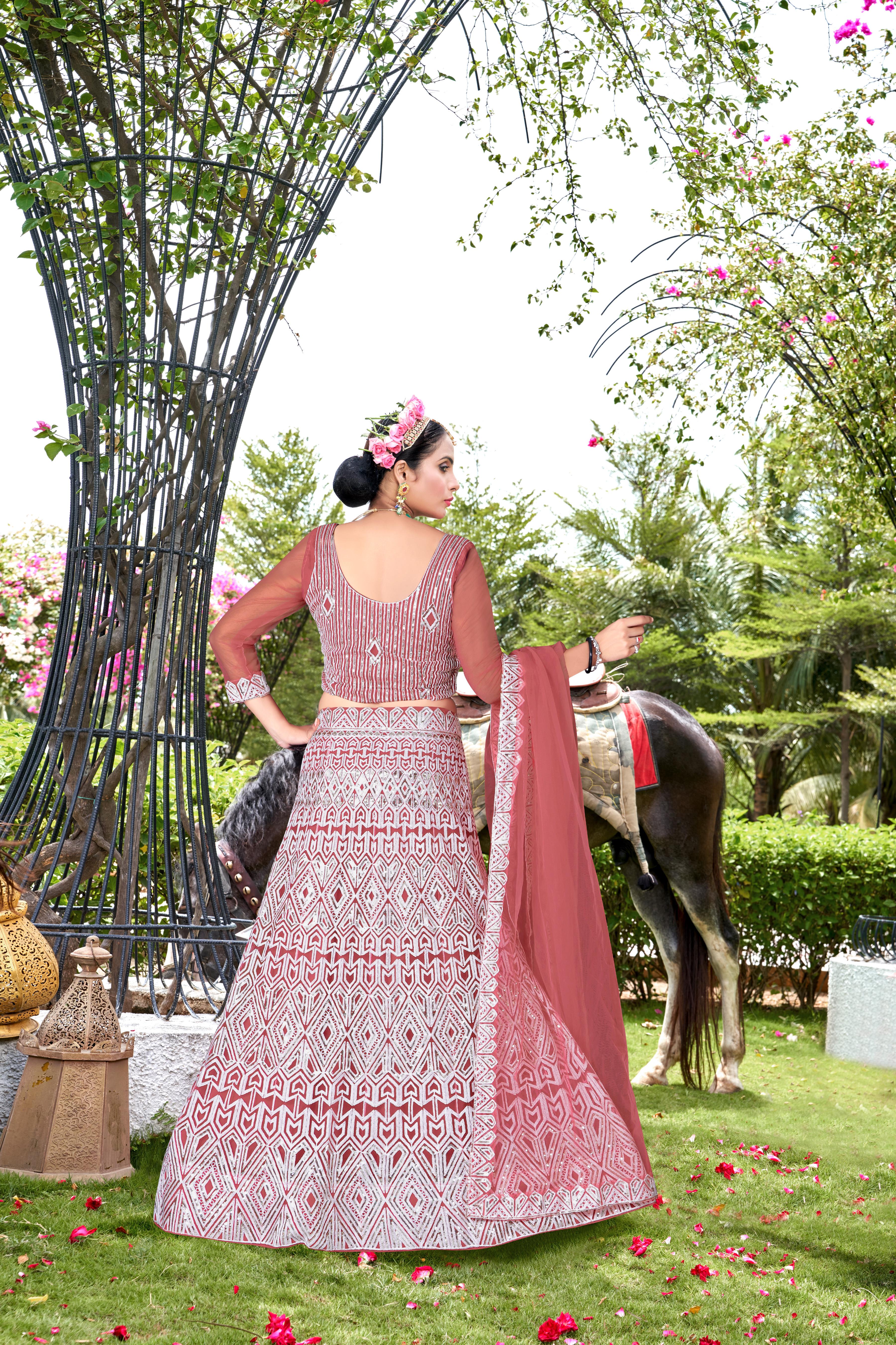 Women’s Gajri Net Lehenga Choli – Elegant Embroidered Ethnic Wear for Weddings & Parties Semi-Stitched