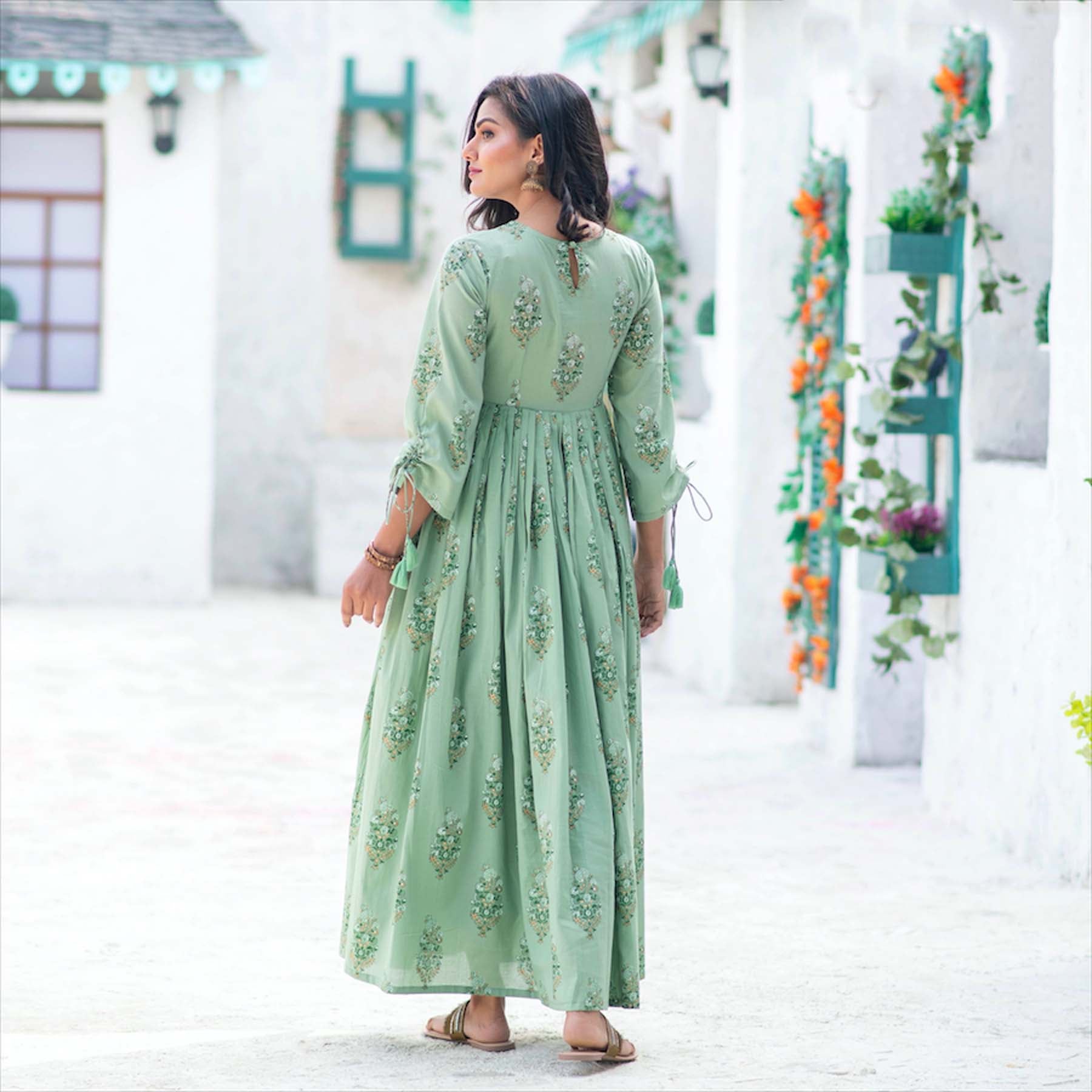 Pista Beautified Maslin Designer Digital Printed Readymade Kurti